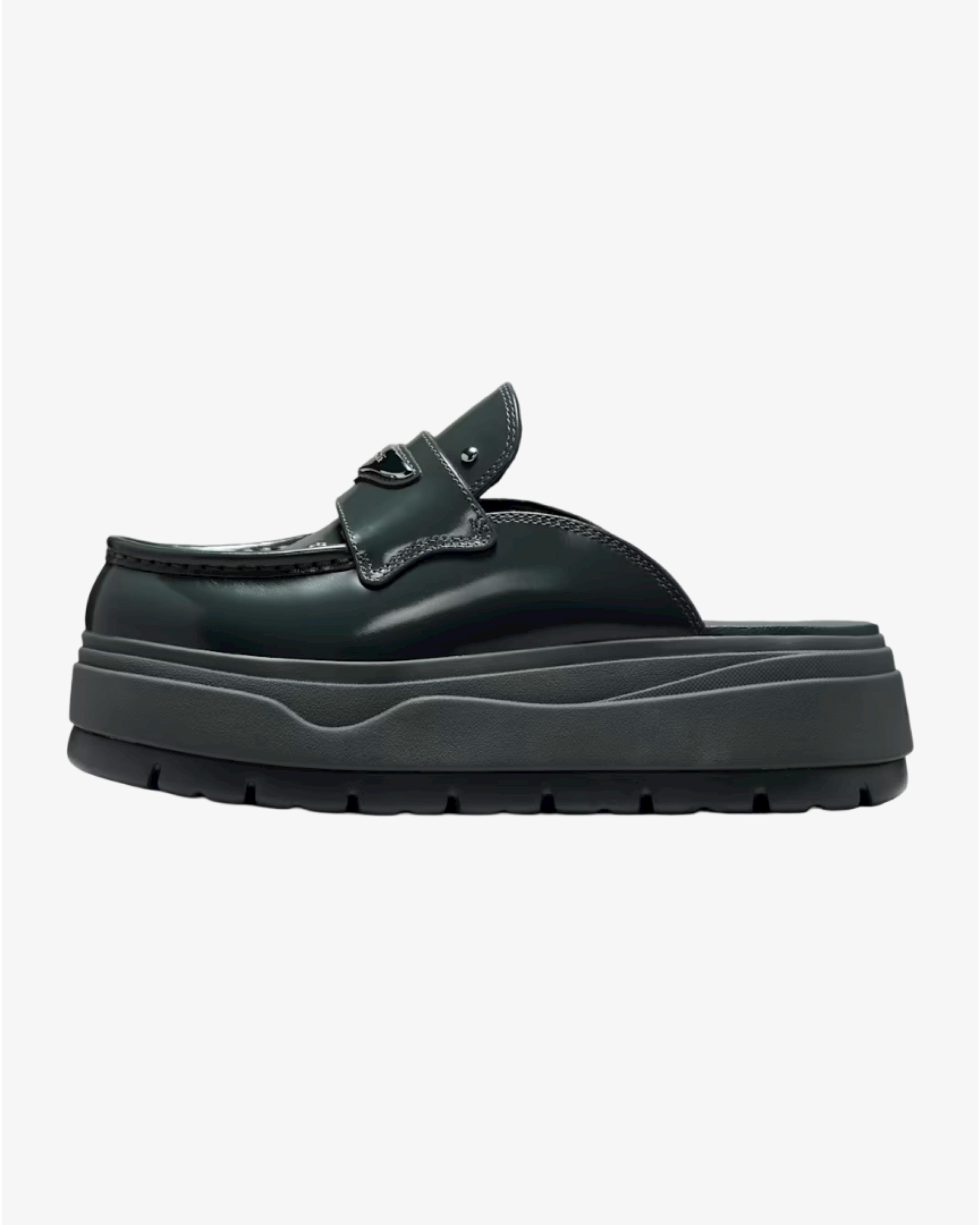 The Nike Air Jordan Mule SE Is a Minimalist's Nightmare