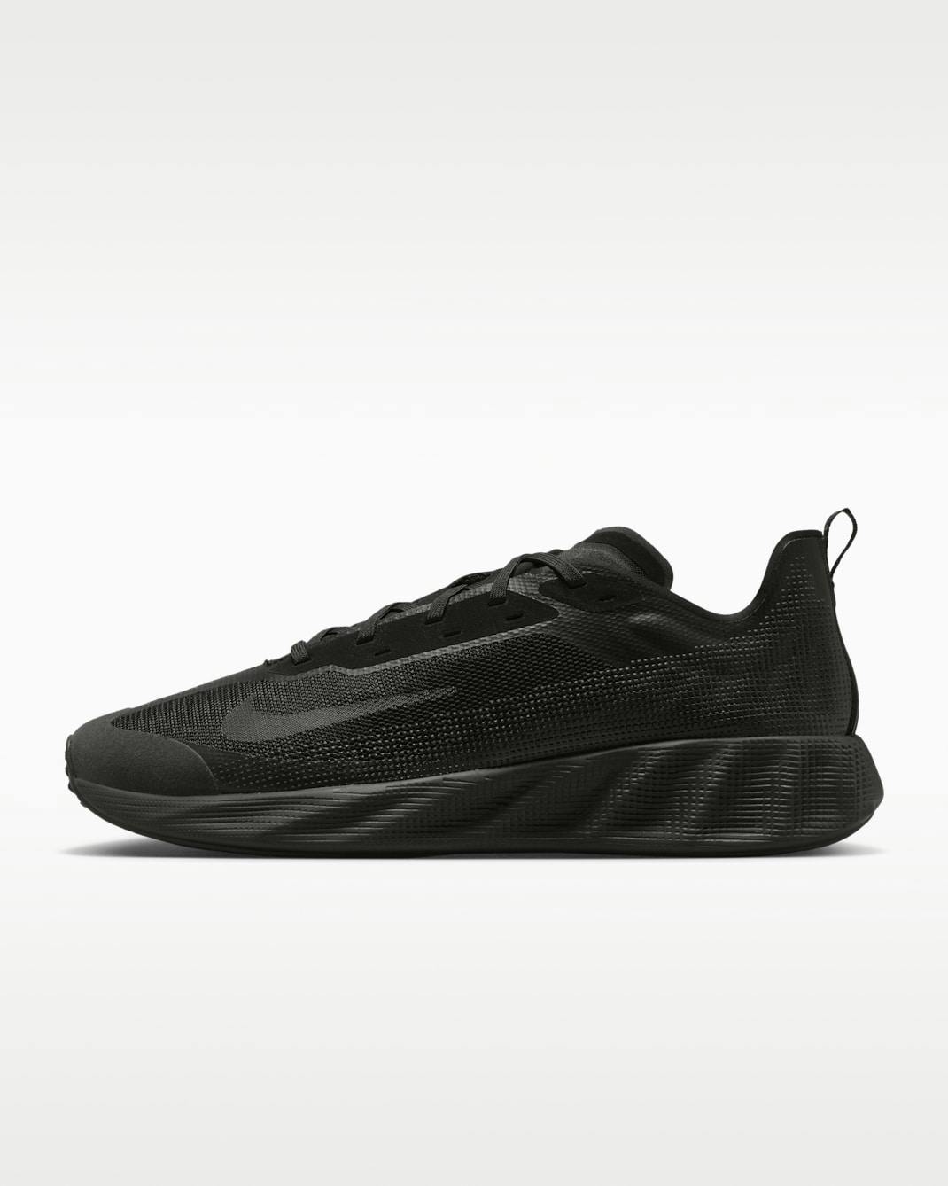 Nike's Effortlessly Sleek Running Shoe Is a Breath of Fresh Air. Literally