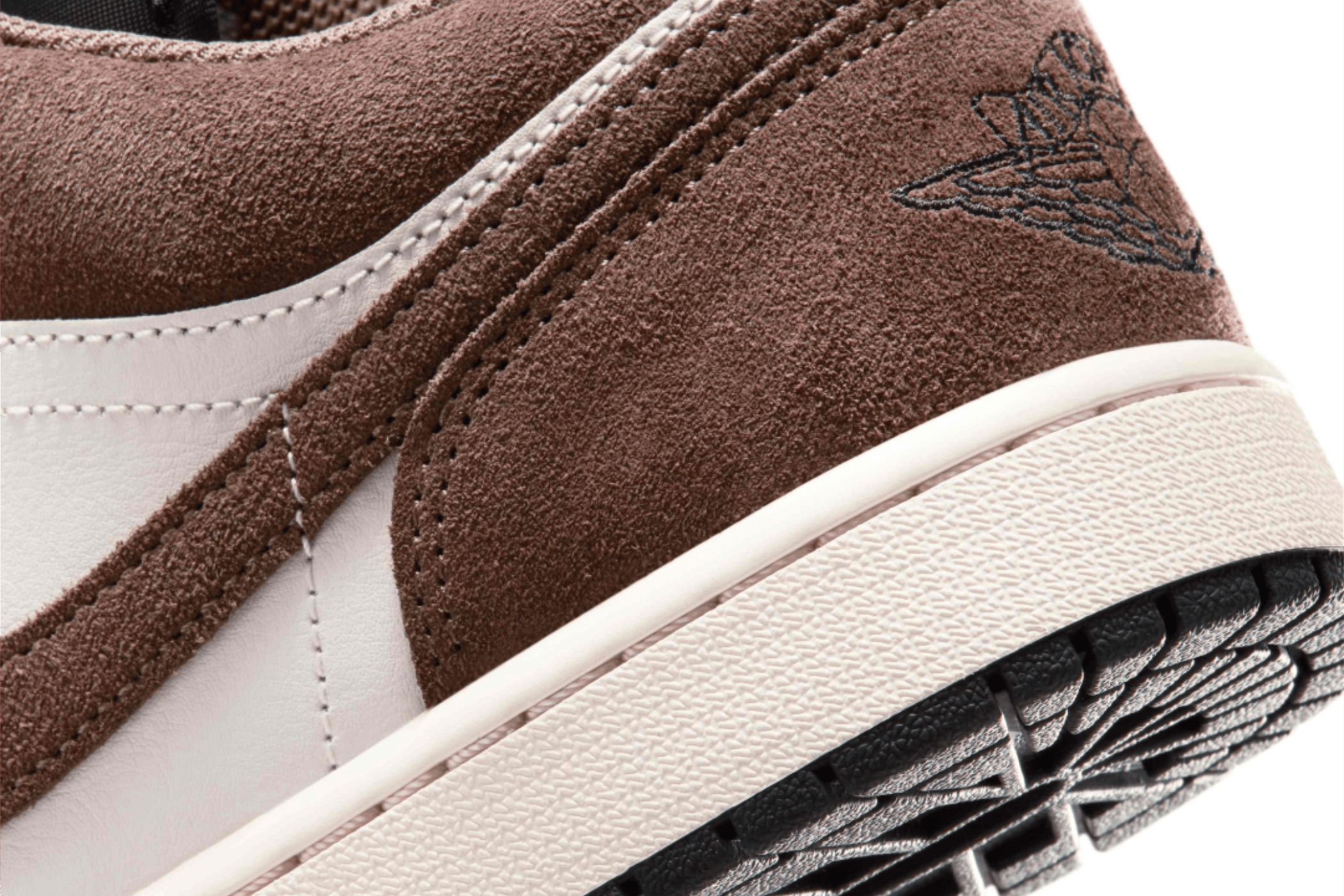 Nike Makes (Another) Point For the Luscious Brown Everyday Sneaker