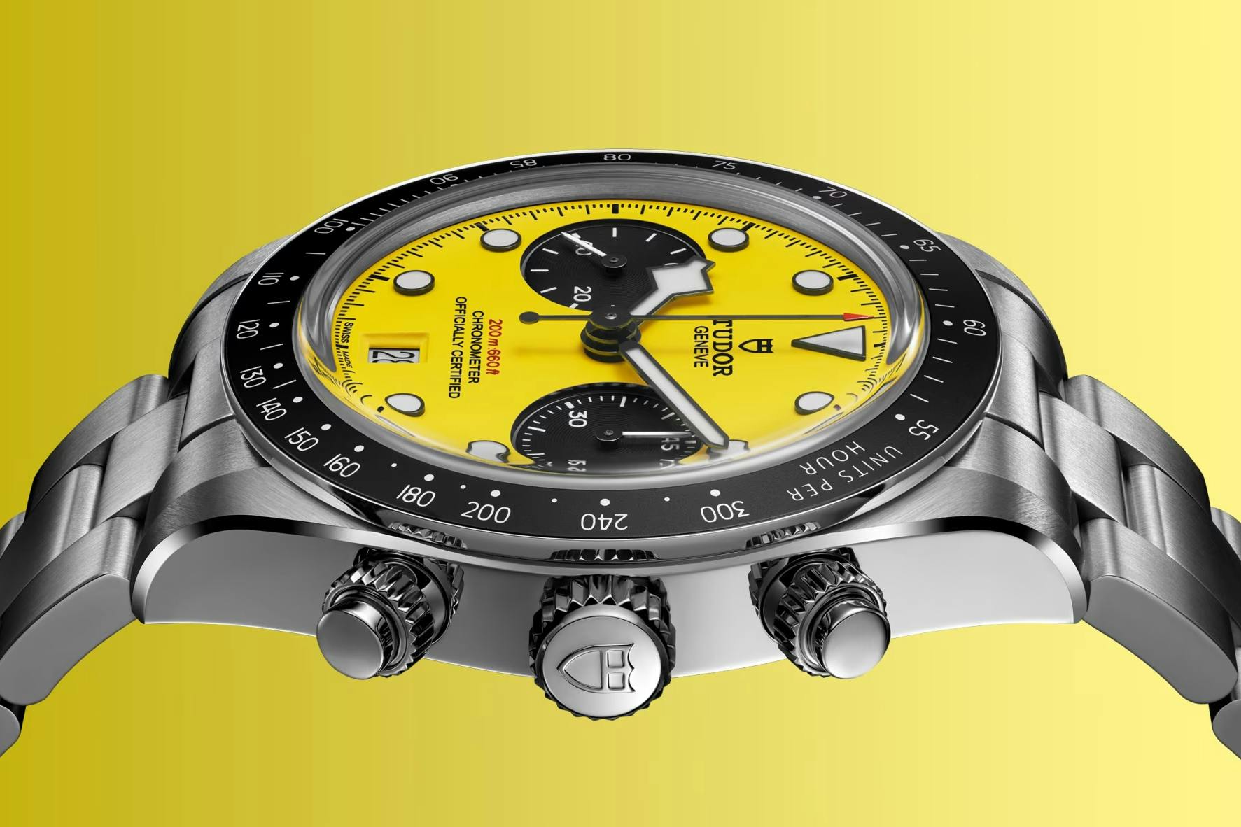 This Is the Entry-Level Luxury Watch the People Want