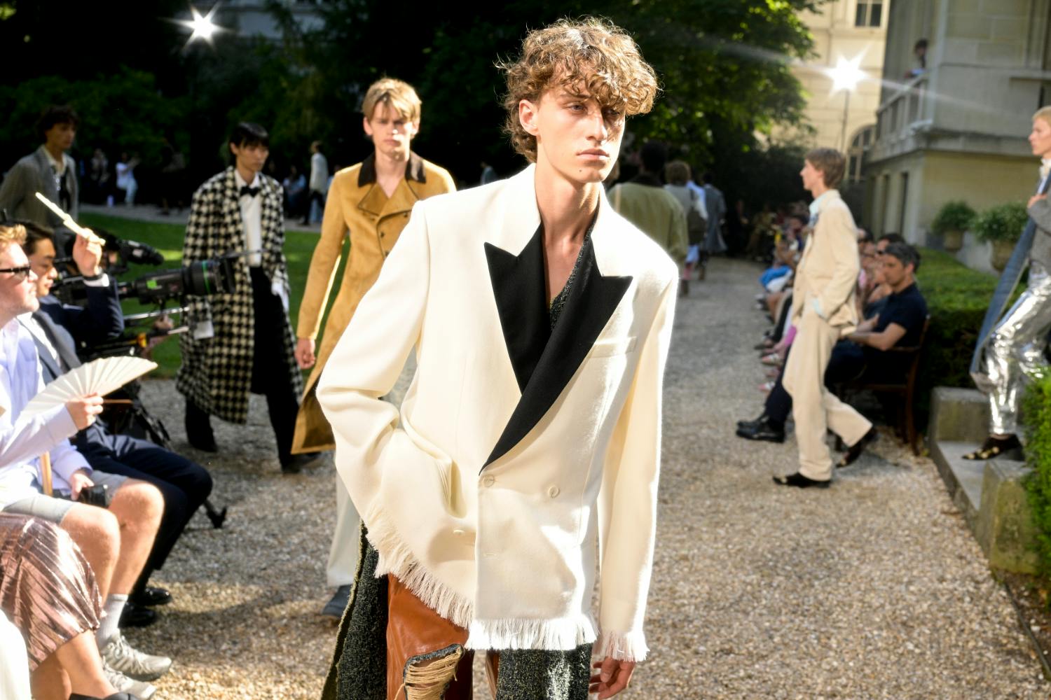 In Paris, Dior Made the Only Summer Suit Worth Wearing