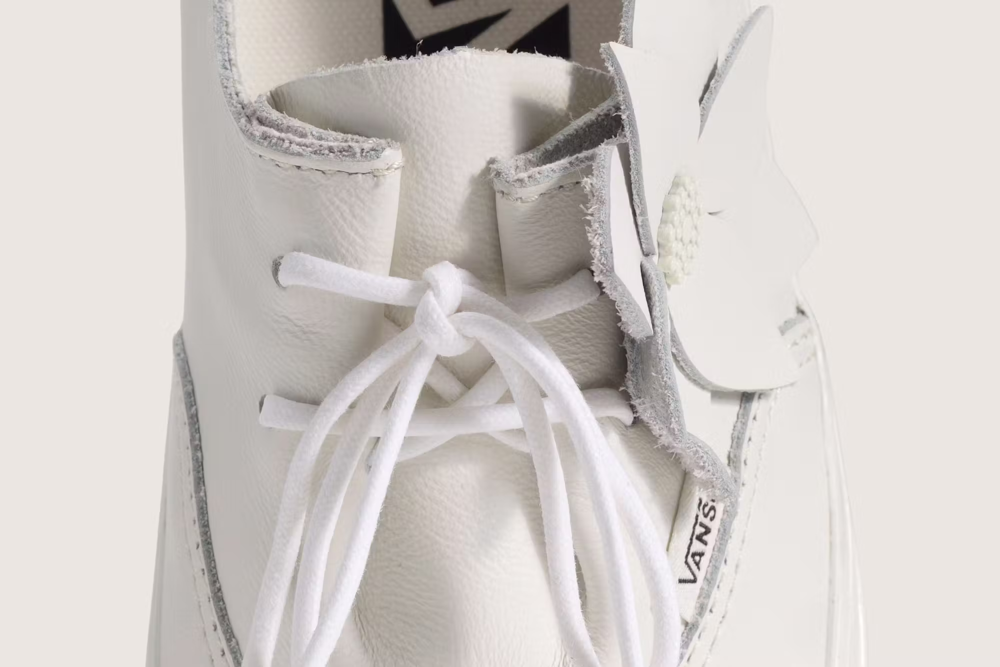 Vans’ Ease-iest Skate Shoe Gets Its Flowers