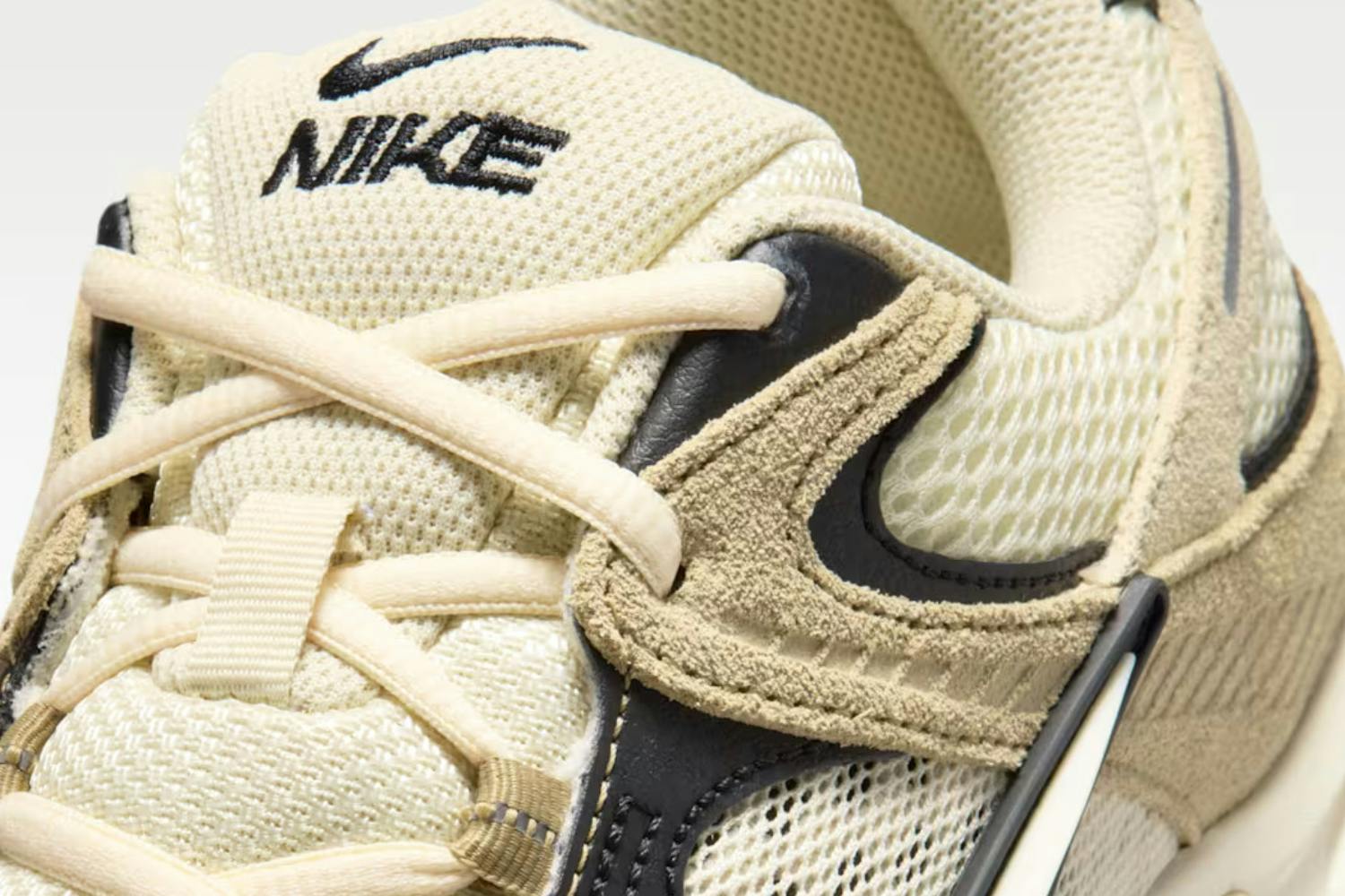 This Retro-Tinged Nike Runner Is as Smooth as Cream