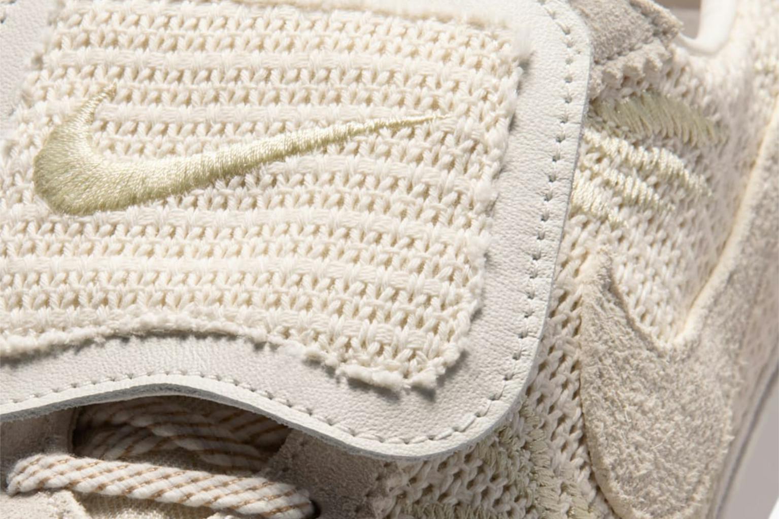 nike astrograbber textile sneakers