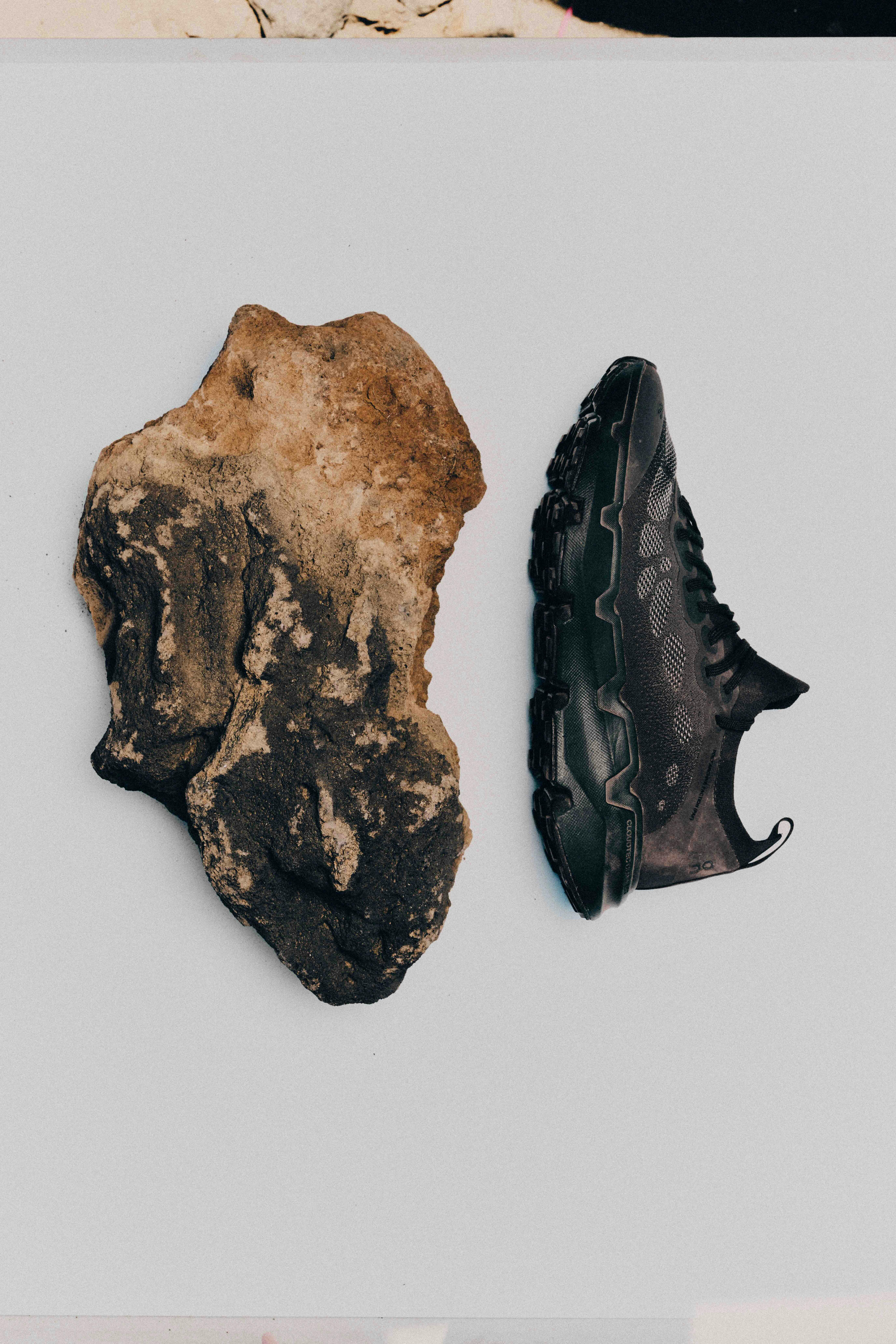 Akio Hasegawa x BEAMS SSZZ x Clarks Wallaroo Boot Collab