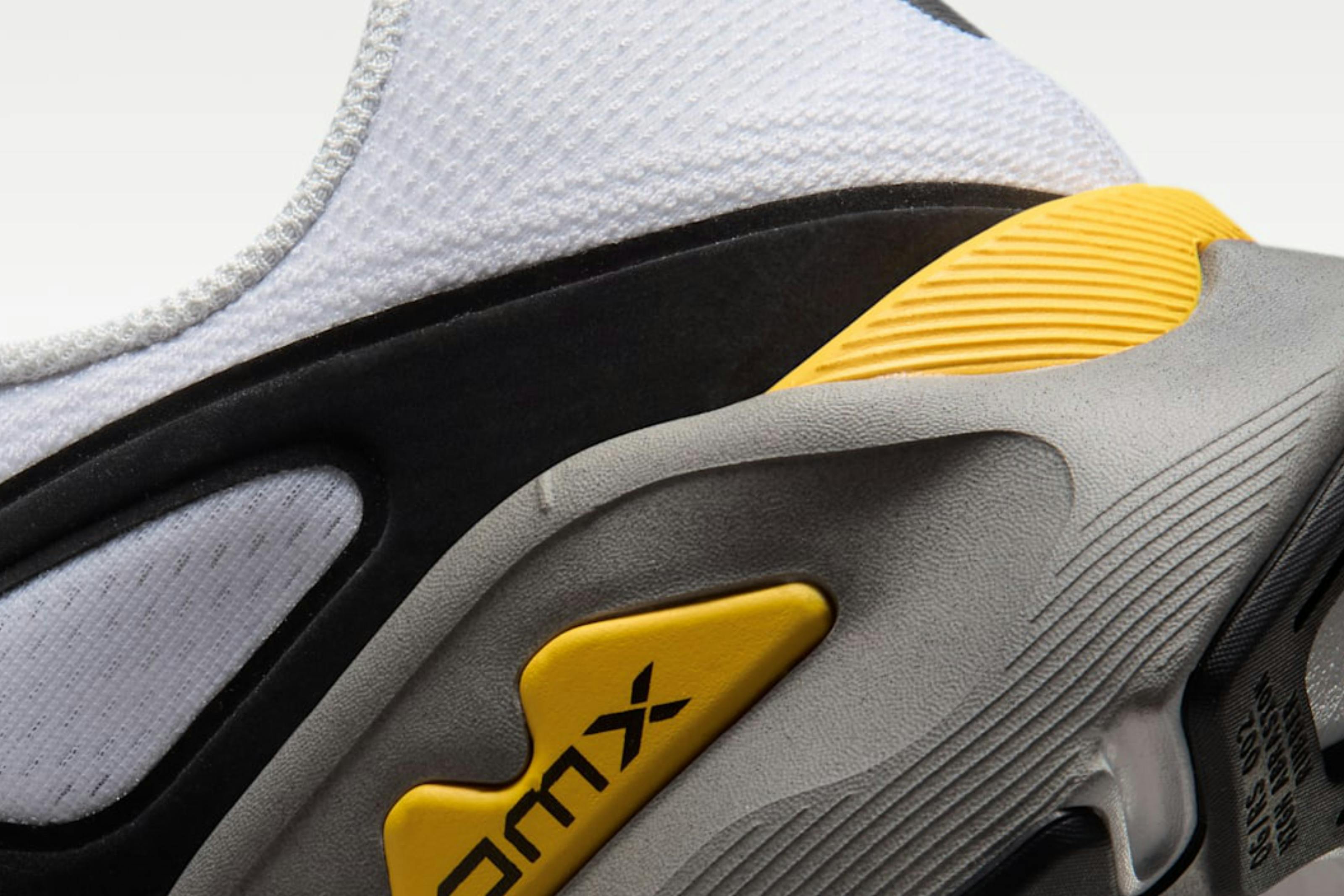 Nike’s Running Sneaker Has No Business Looking This Fast