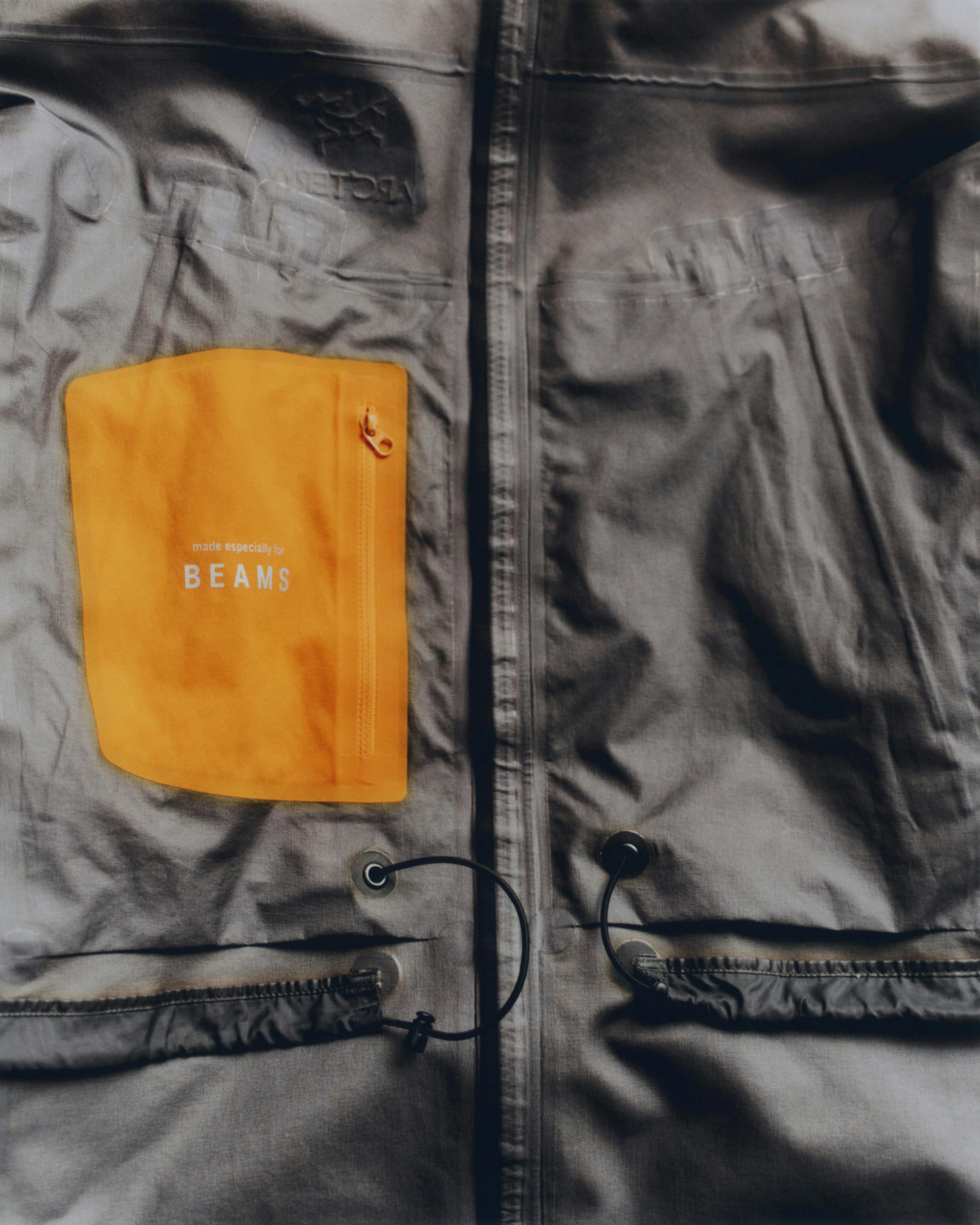 Akio Hasegawa x BEAMS SSZZ x Clarks Wallaroo Boot Collab