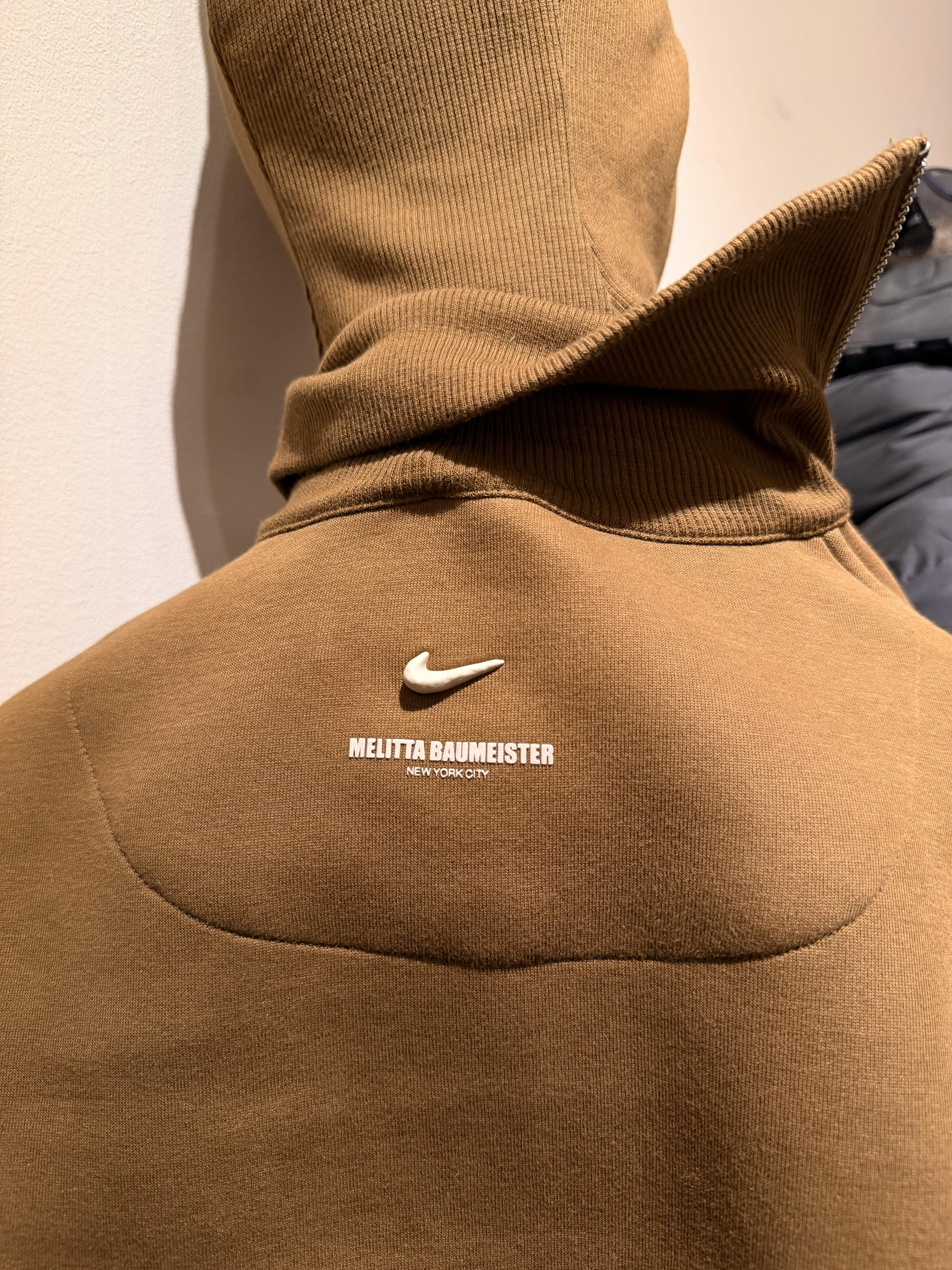 Мелитта Бомайстер взяла самые странные кроссовки Nike и сделала из них нечто фееричное