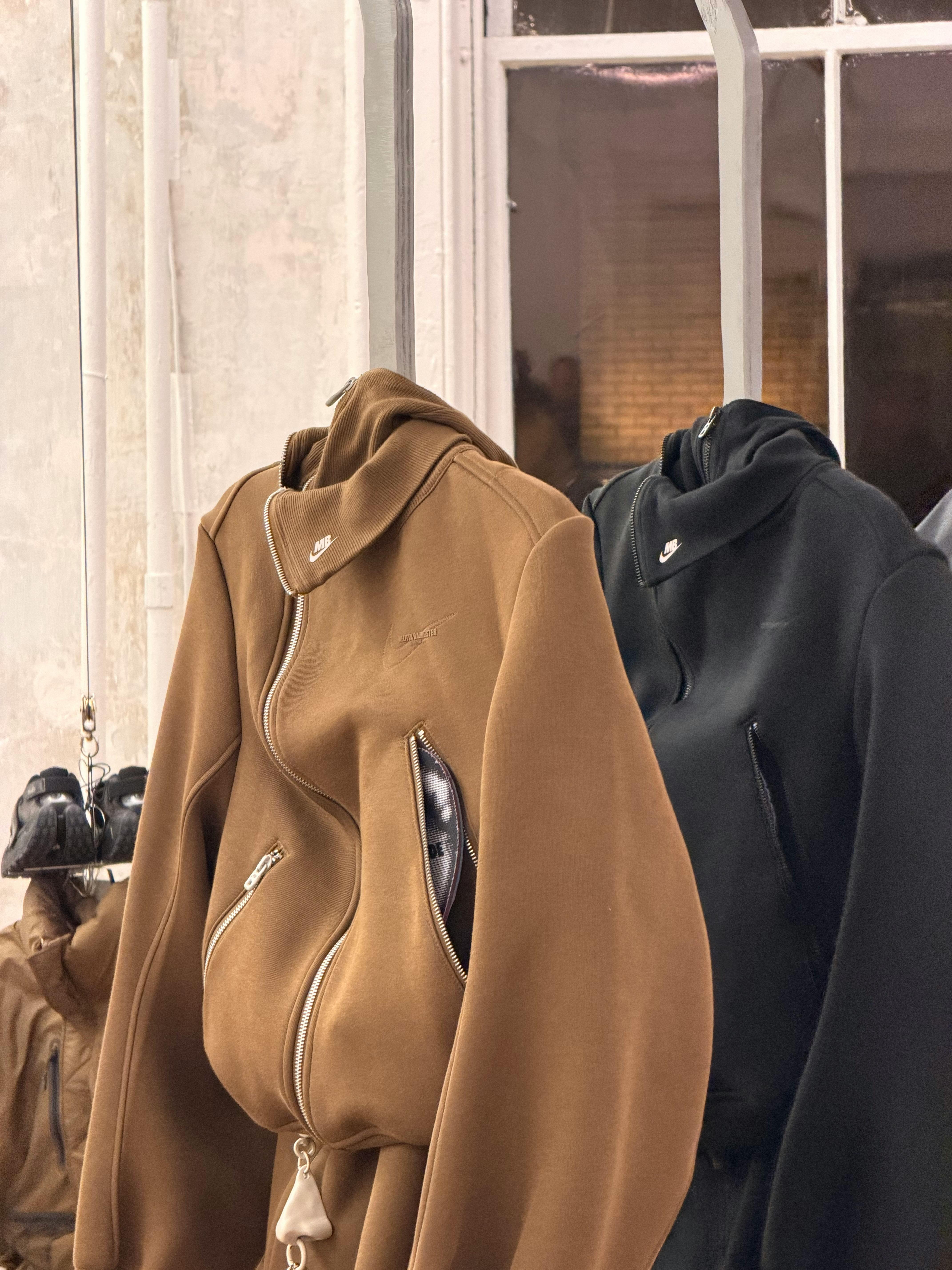 Мелитта Бомайстер взяла самые странные кроссовки Nike и сделала из них нечто фееричное