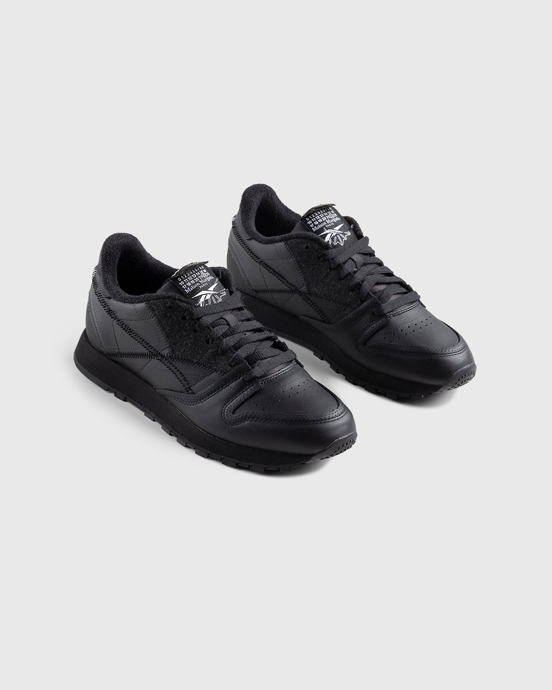 Reebok black white on sale