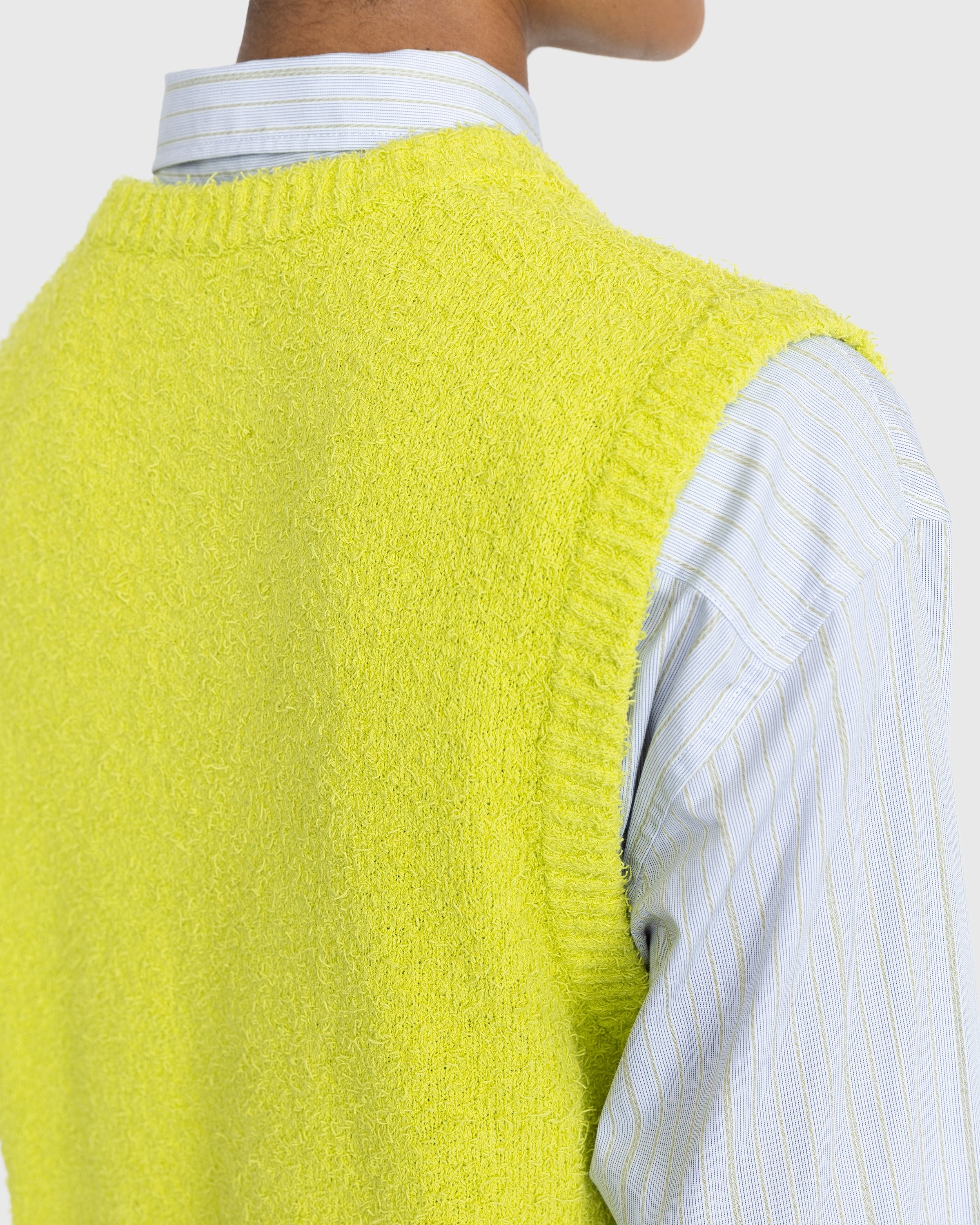 Highsnobiety – V-Neck Sweater Vest Yellow - Knitwear - Yellow - Image 7