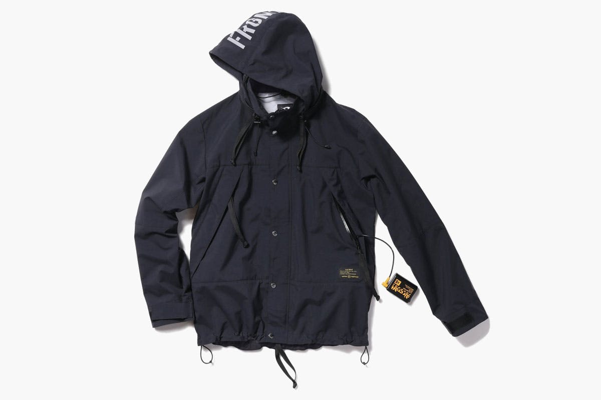 uniform experiment & BURTLE Drop Parka with Built-In Fan