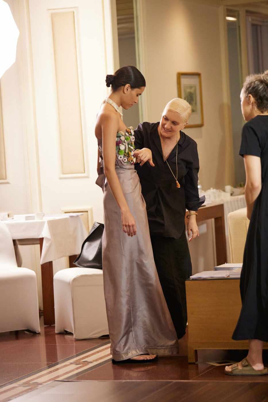 dior-mumbai-fashion-show- (6)