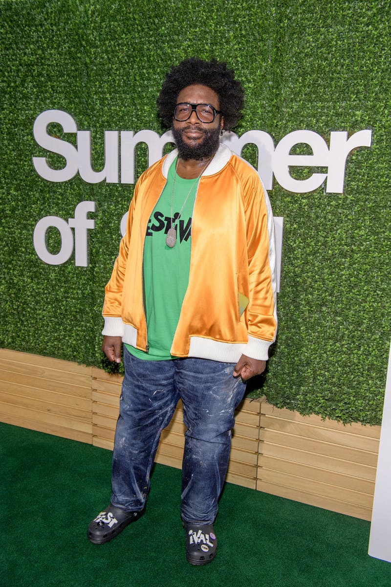 Questlove's 2022 Grammys Crocs Outfit Is Latest Clog Look