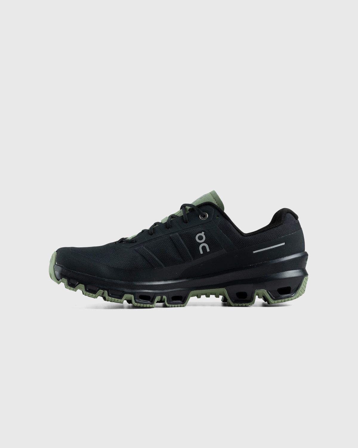 On – Cloudventure Black/Reseda - Low Top Sneakers - Black - Image 2