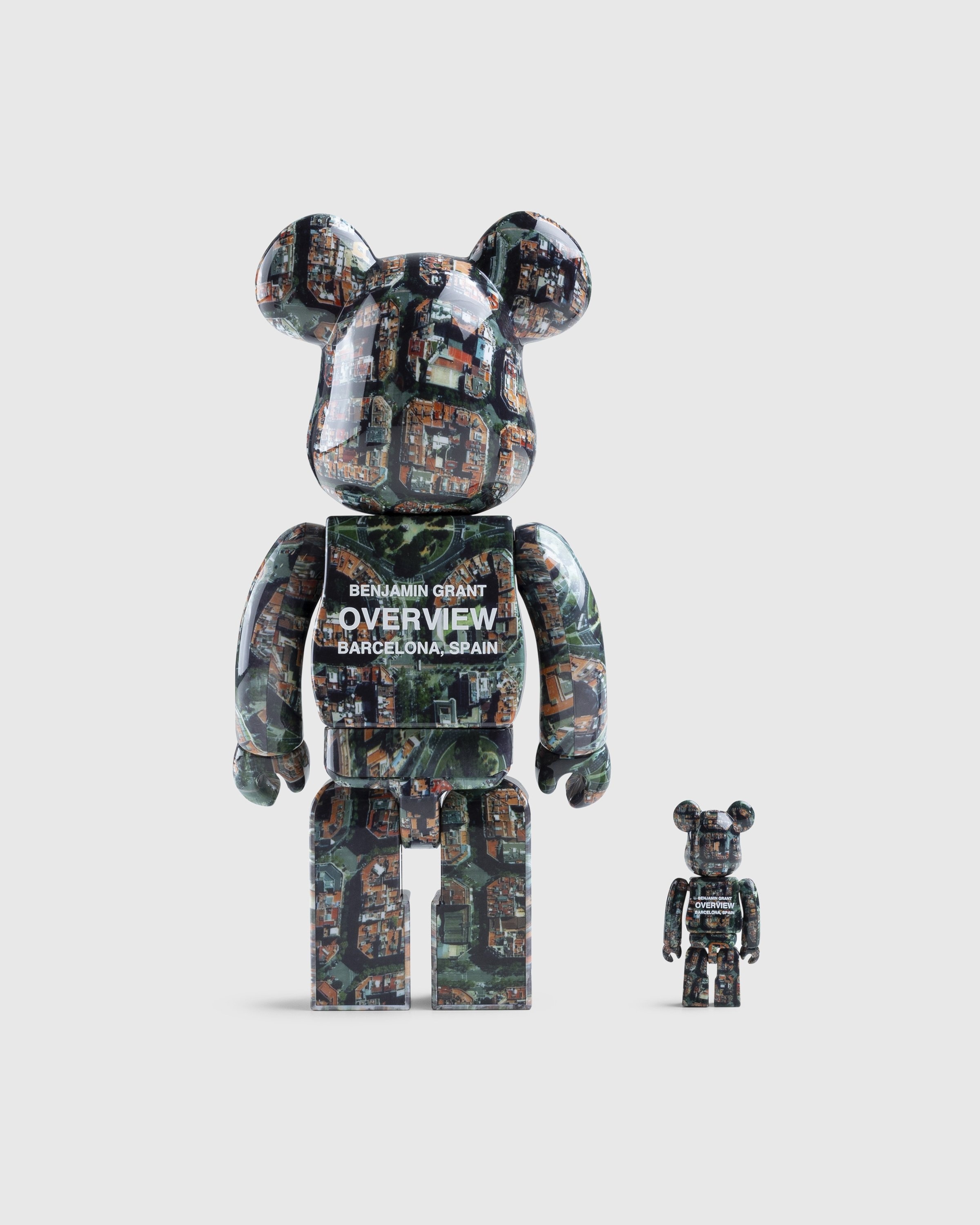 Medicom – Be@rbrick Benjamin Grant Overview Barcelona 100% and 400