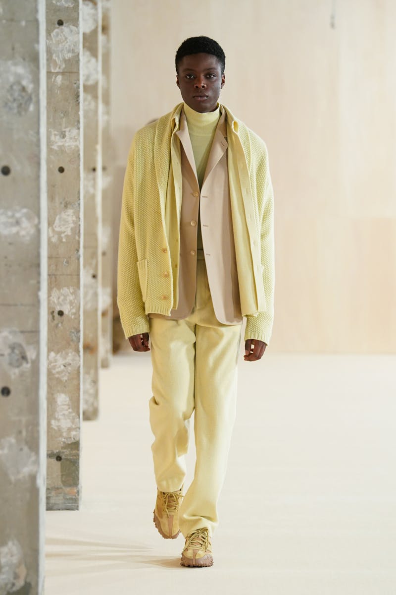 auralee-fw22-collection-new-balance-xc-72 (33)
