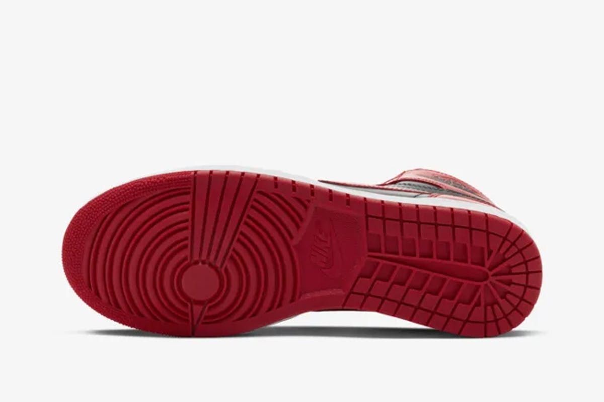 jordan 1 flipped bred
