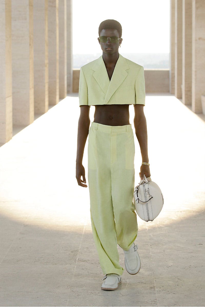 fendi-ss22-crop-top-05