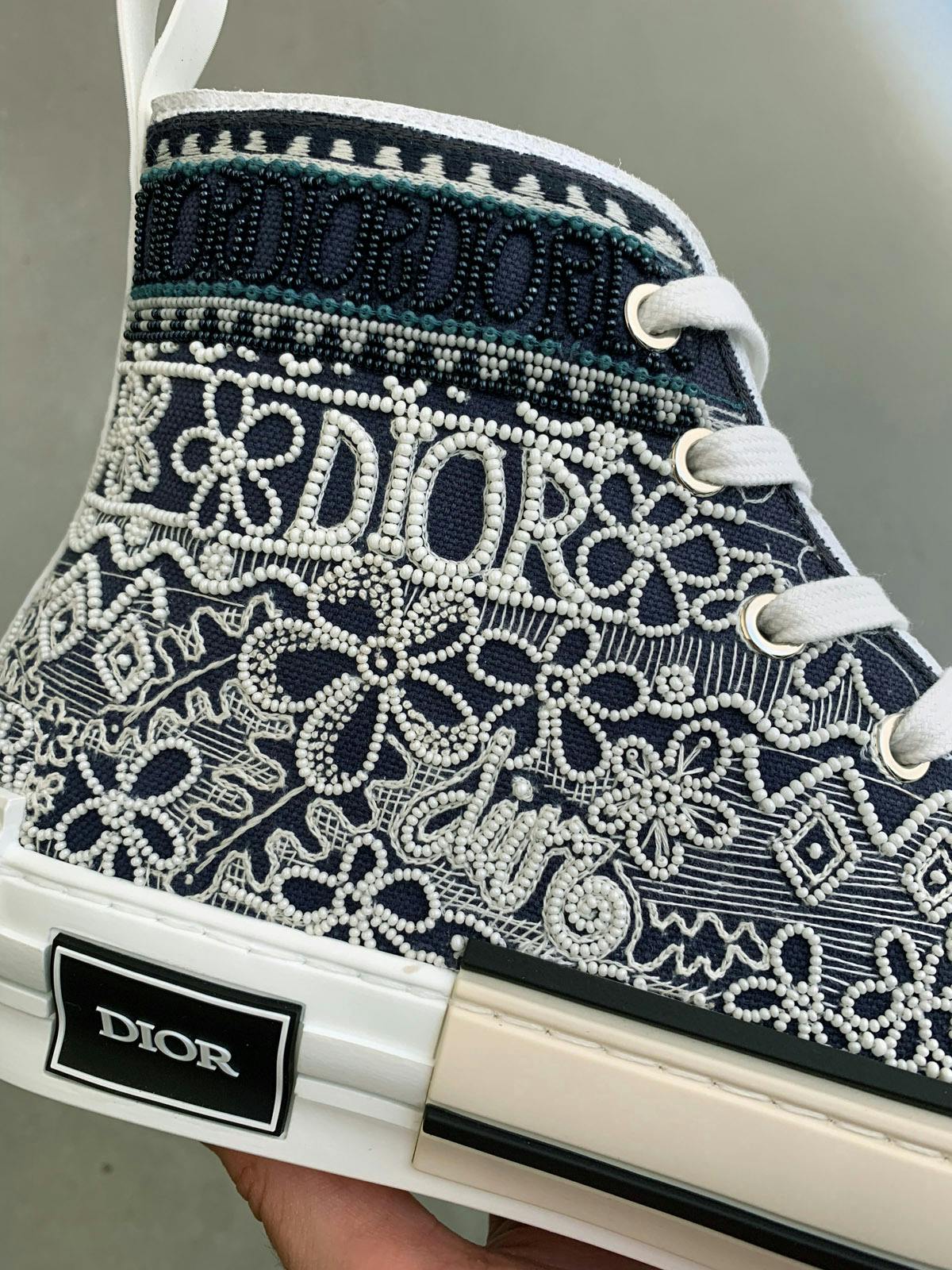 next-gen-sneakers-thibo-denis-dior-01