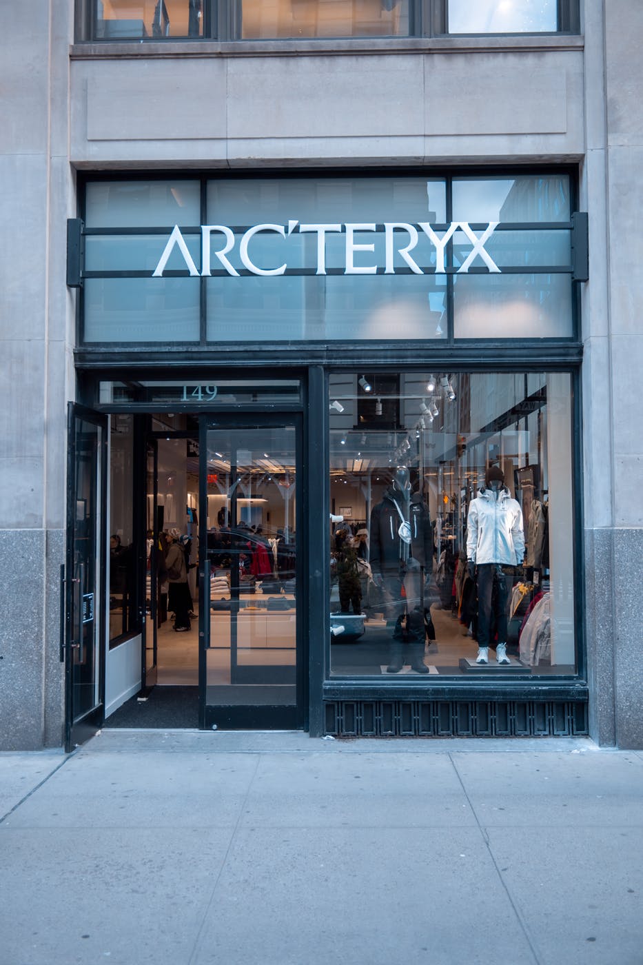 arcteryx-nyc-store-flatiron (2)