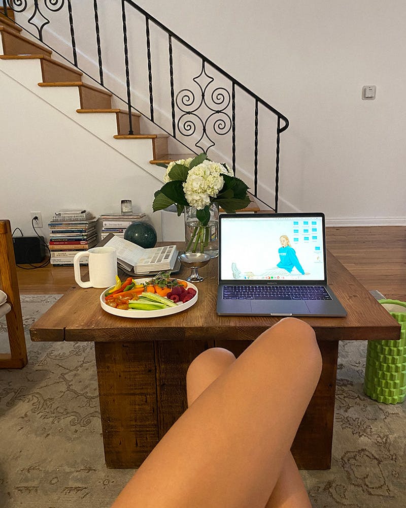 wfh-office-tour-look-inside-home-offices-emily-oberg-05
