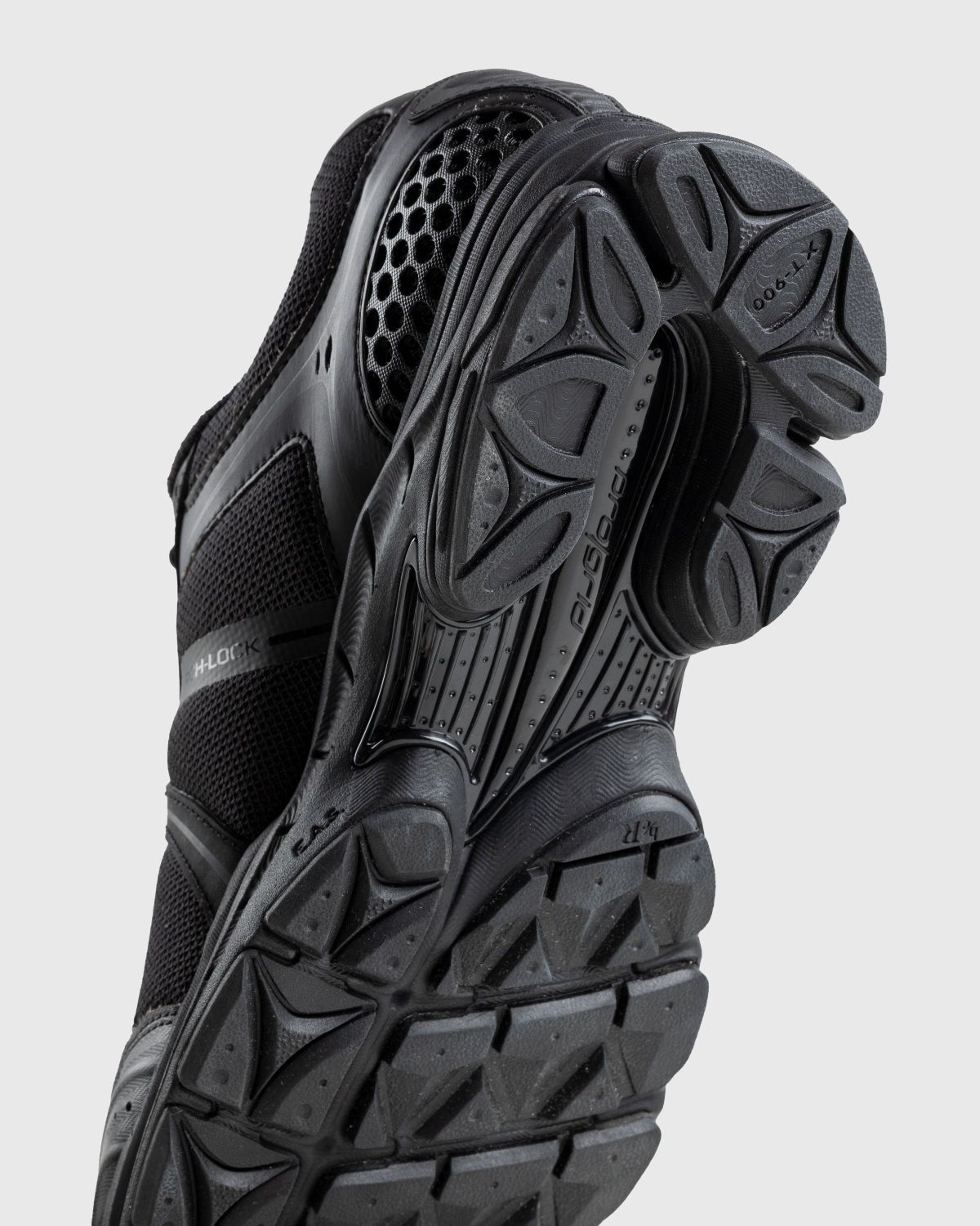 Saucony – ProGrid Triumph 4 Black - Sneakers - Black - Image 6