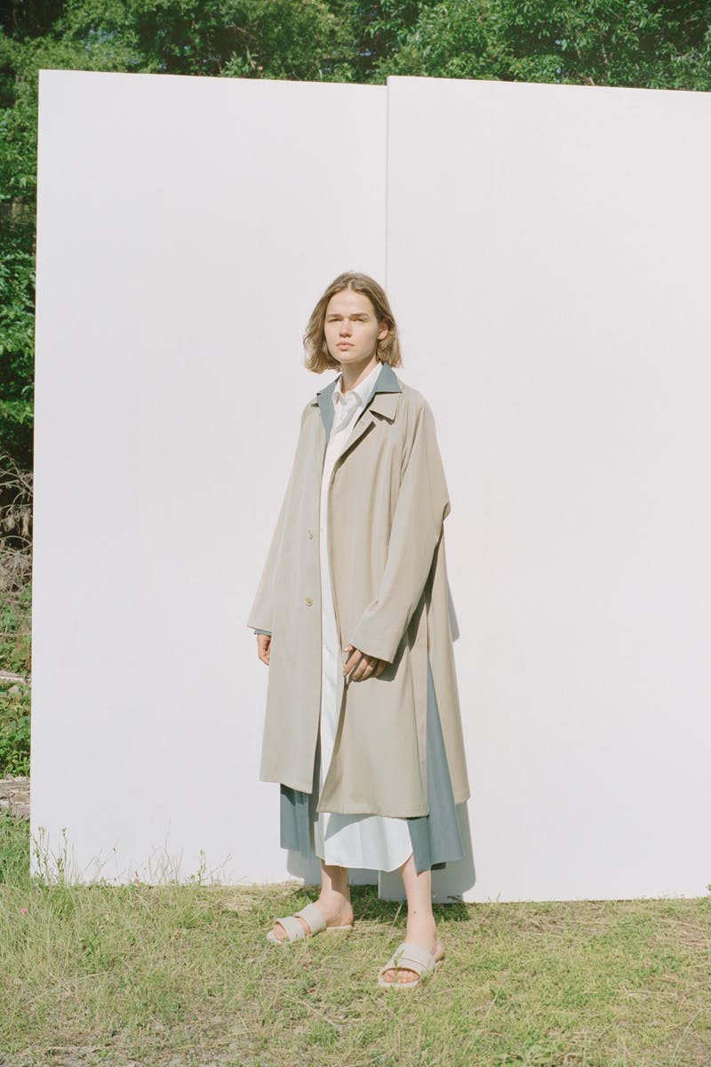 auralee-ss22-collection-new-balance-2002r (36)