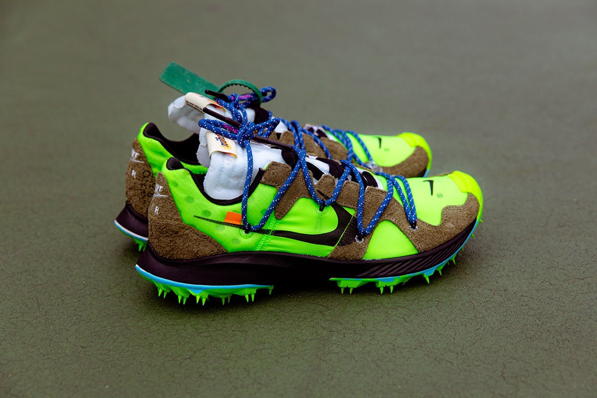 nike off white terra kiger black