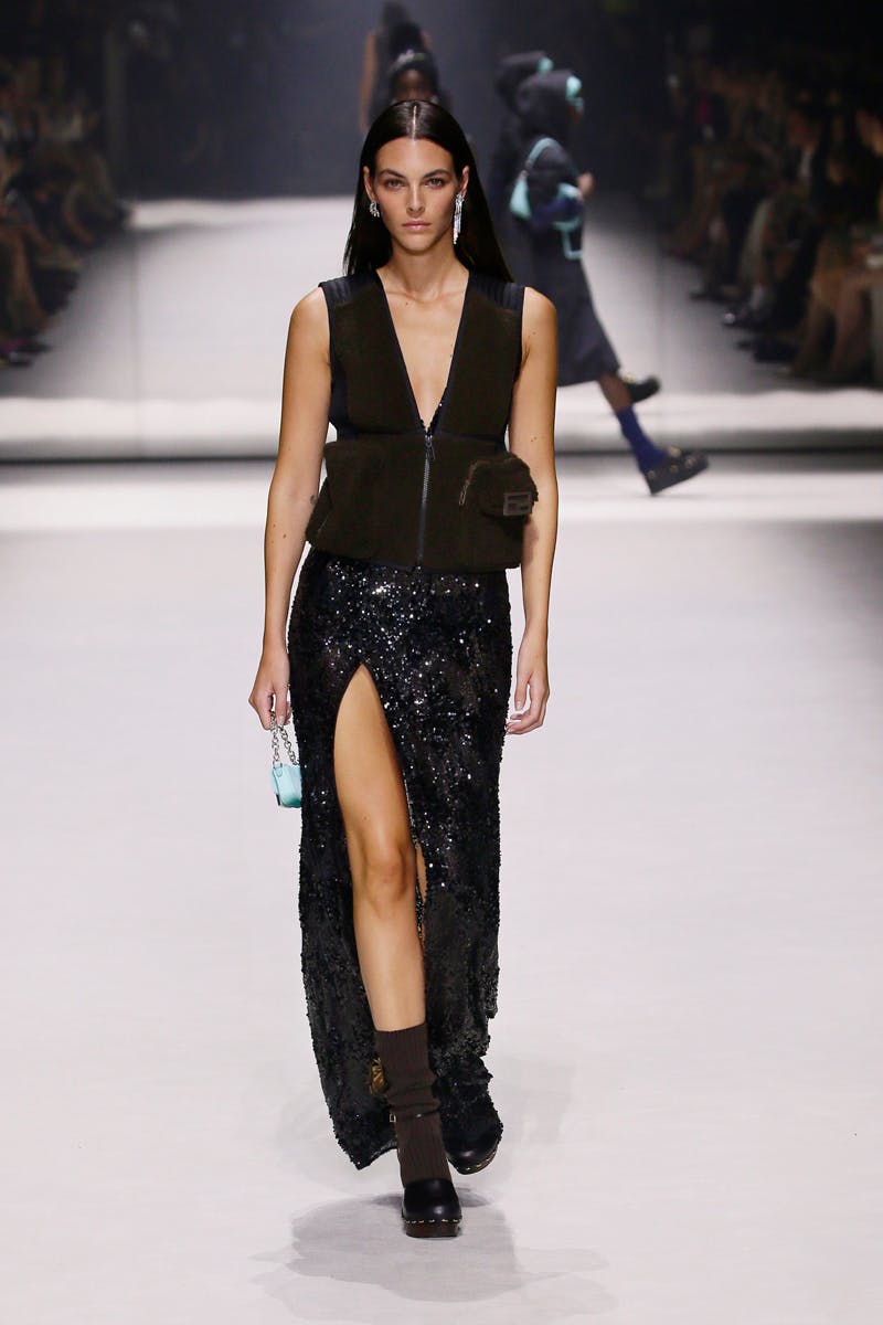 fendi-marc-jacobs-tiffany-baguette-bag-collab-41