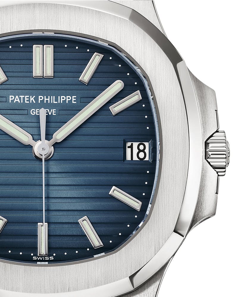 patek-philippe-5711-04