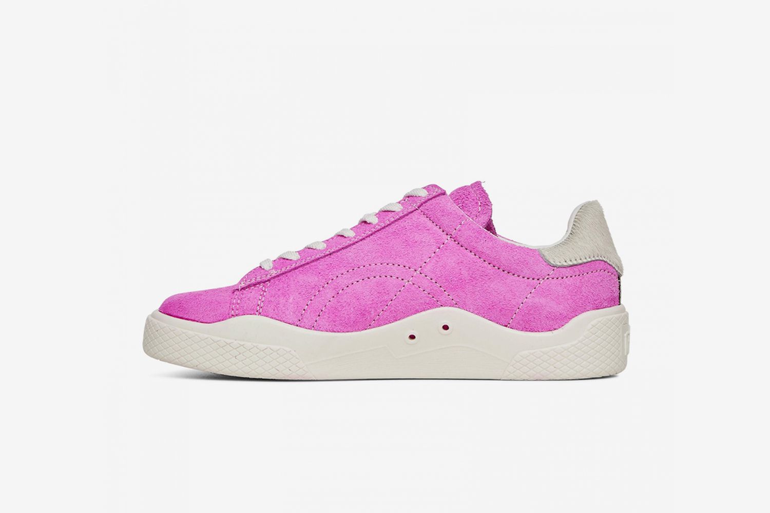 Here's the 10 Best Pink Sneakers to Shop Online Right Now