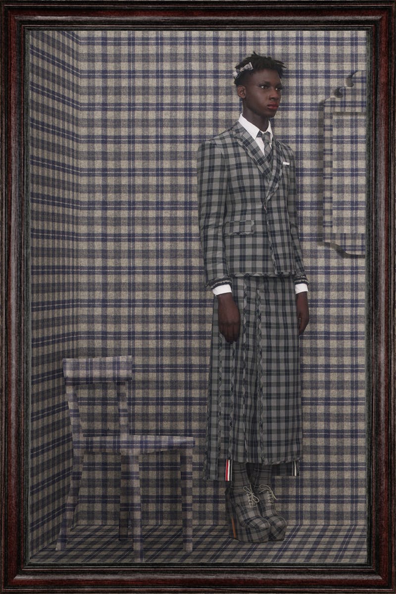 thom-browne-fall-winter-2022-tartan-fabric (7)