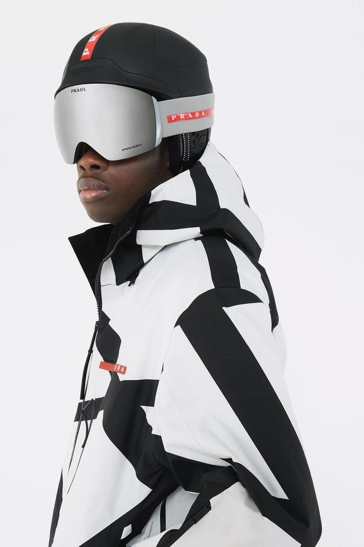 temperatura Dar antecedentes Prada Linea Rossa's ASPENX Ski Collection Owns the Slopes