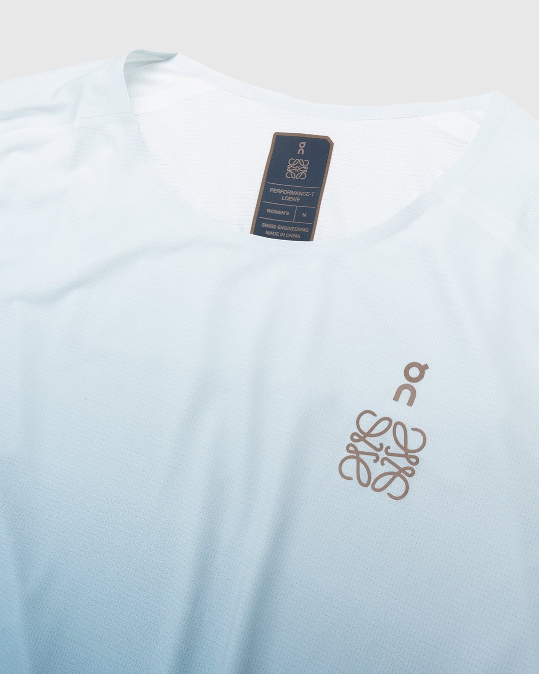 Loewe x On – Women's Performance T-Shirt Gradient Grey - Tops - Blue - Image 5