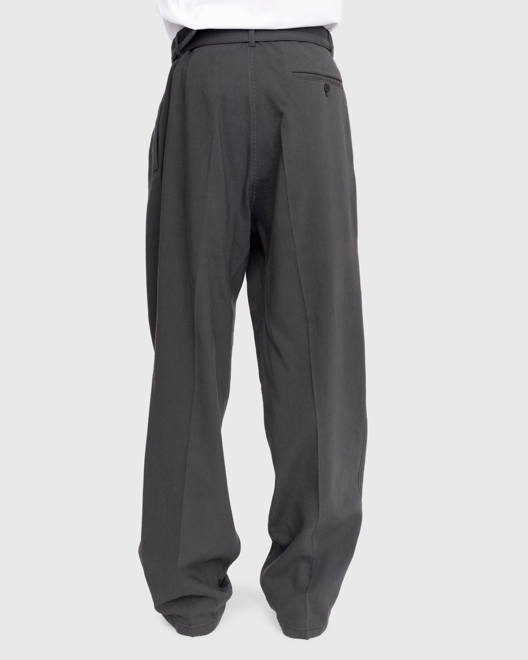 Lemaire – Loose Pleated Pants Grey - Pants - Brown - Image 4