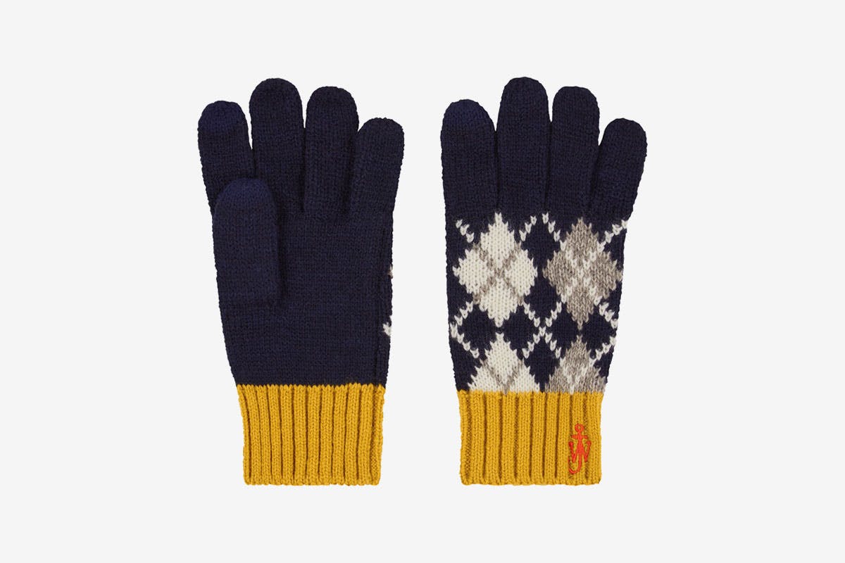uniqlo-heat-tech-j-w-anderson-winter-capsule-21