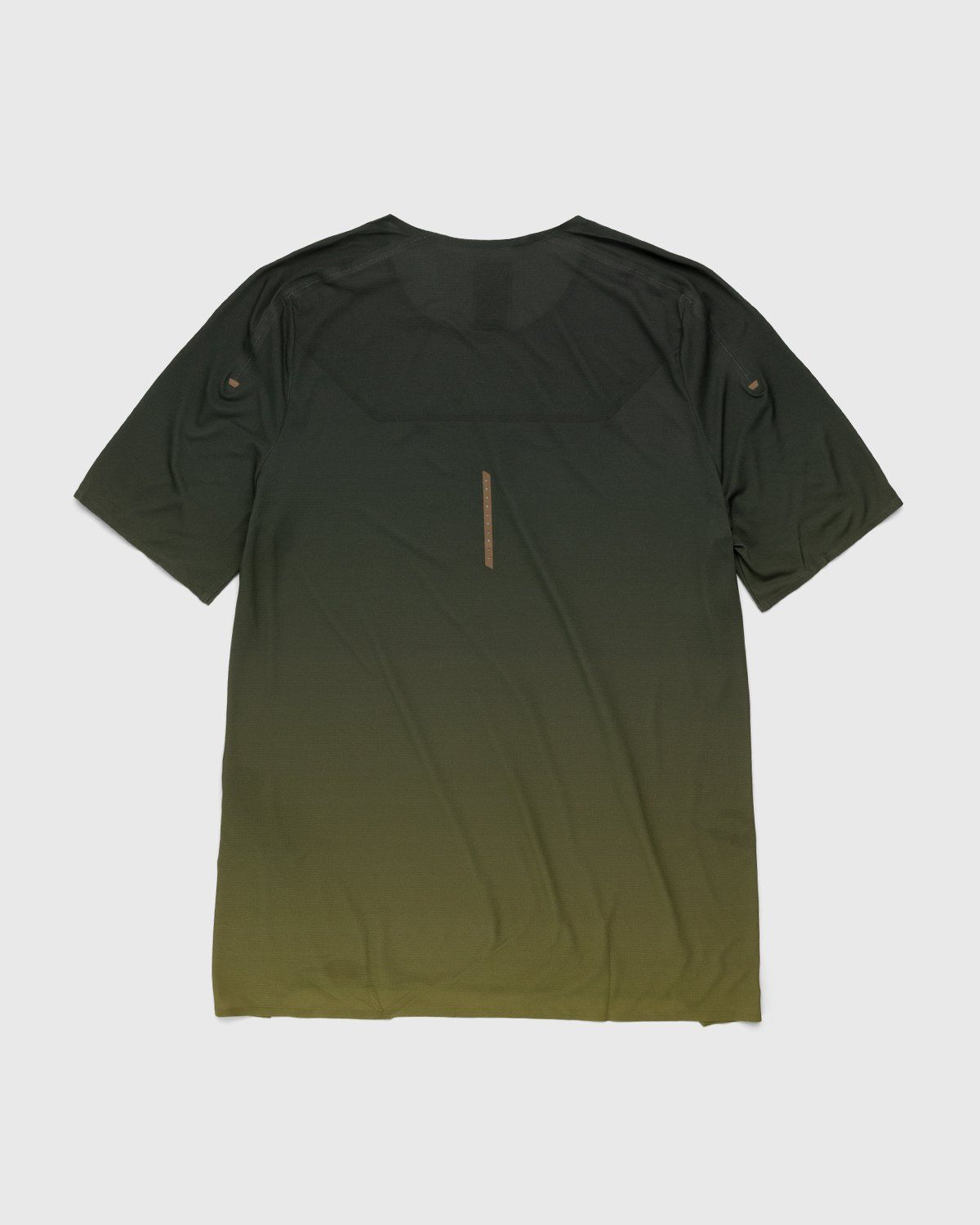 Loewe x On – Men's Performance T-Shirt Gradient Khaki - T-Shirts - Orange - Image 2