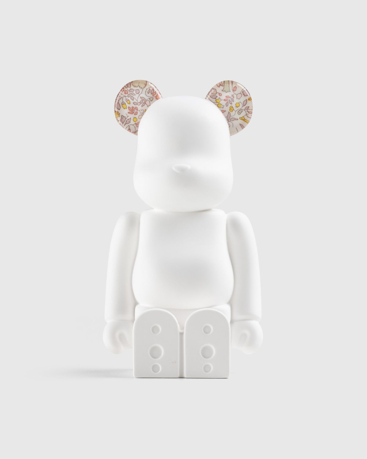 Medicom – Be@rbrick Aroma Ornament No.0 Liberty Fabrics Katie and Millie Natural - Ceramics - Beige - Image 1