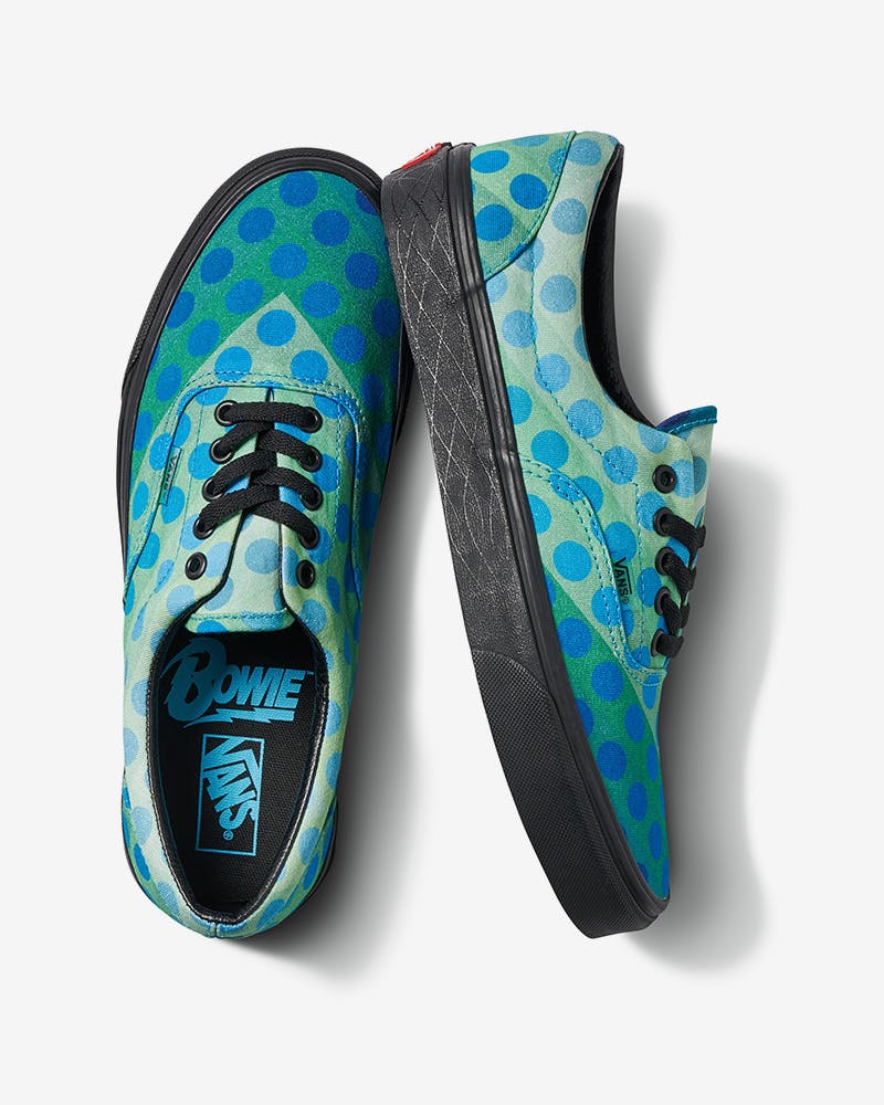 Semejanza ajo Correctamente David Bowie x Vans Collection: Where to Buy Today