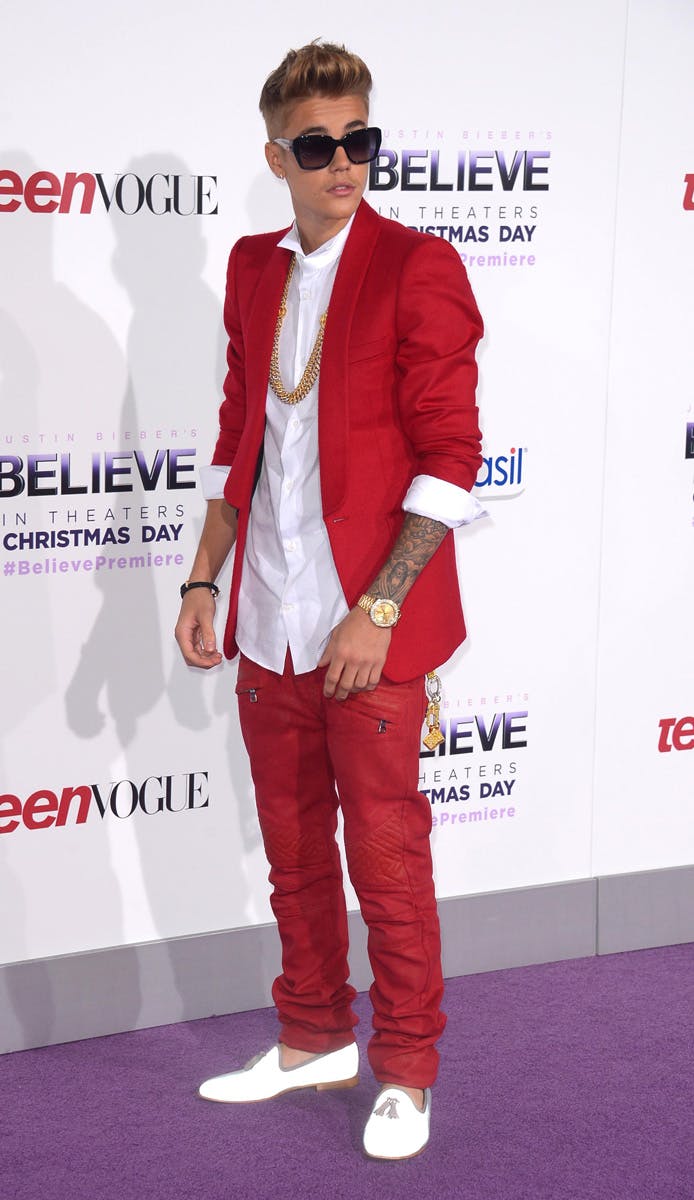 Los Angeles, California, USA. 18th December 2013. Justin Bieber arrives at the premiere for 'Believe' in Los Angeles, CA December 18th 2013 Credit:  Sydney Alford/Alamy Live News