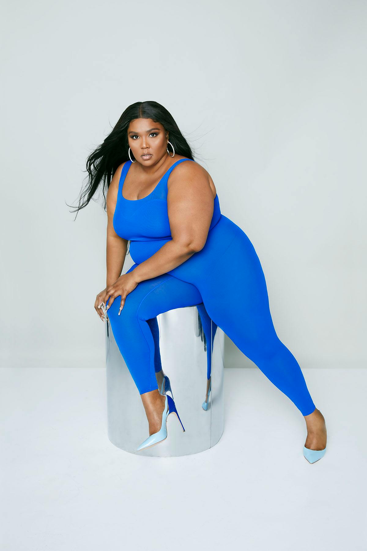 lizzo-yitty-shapewear-03