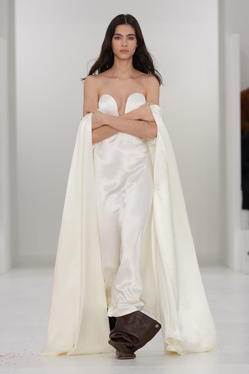loewe-fall-winter-2023-womens-46