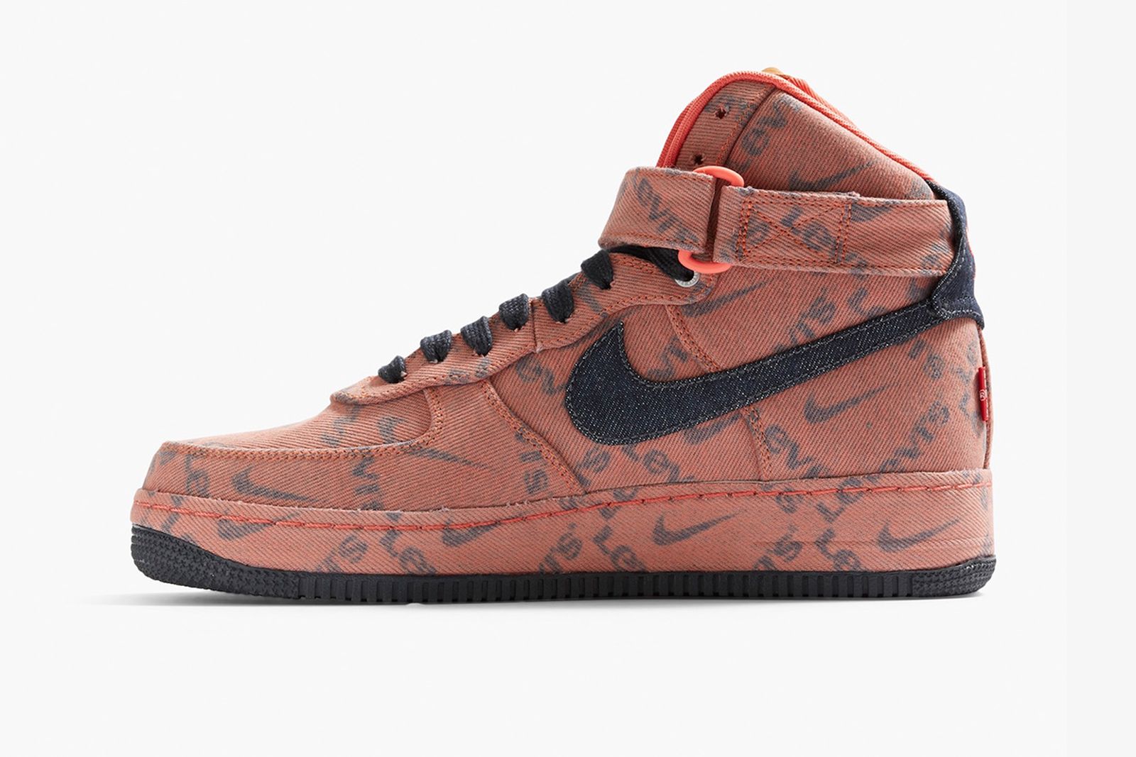 in stand houden Resistent Halve cirkel Levi's x Nike Air Force 1: Official Images & Release Information