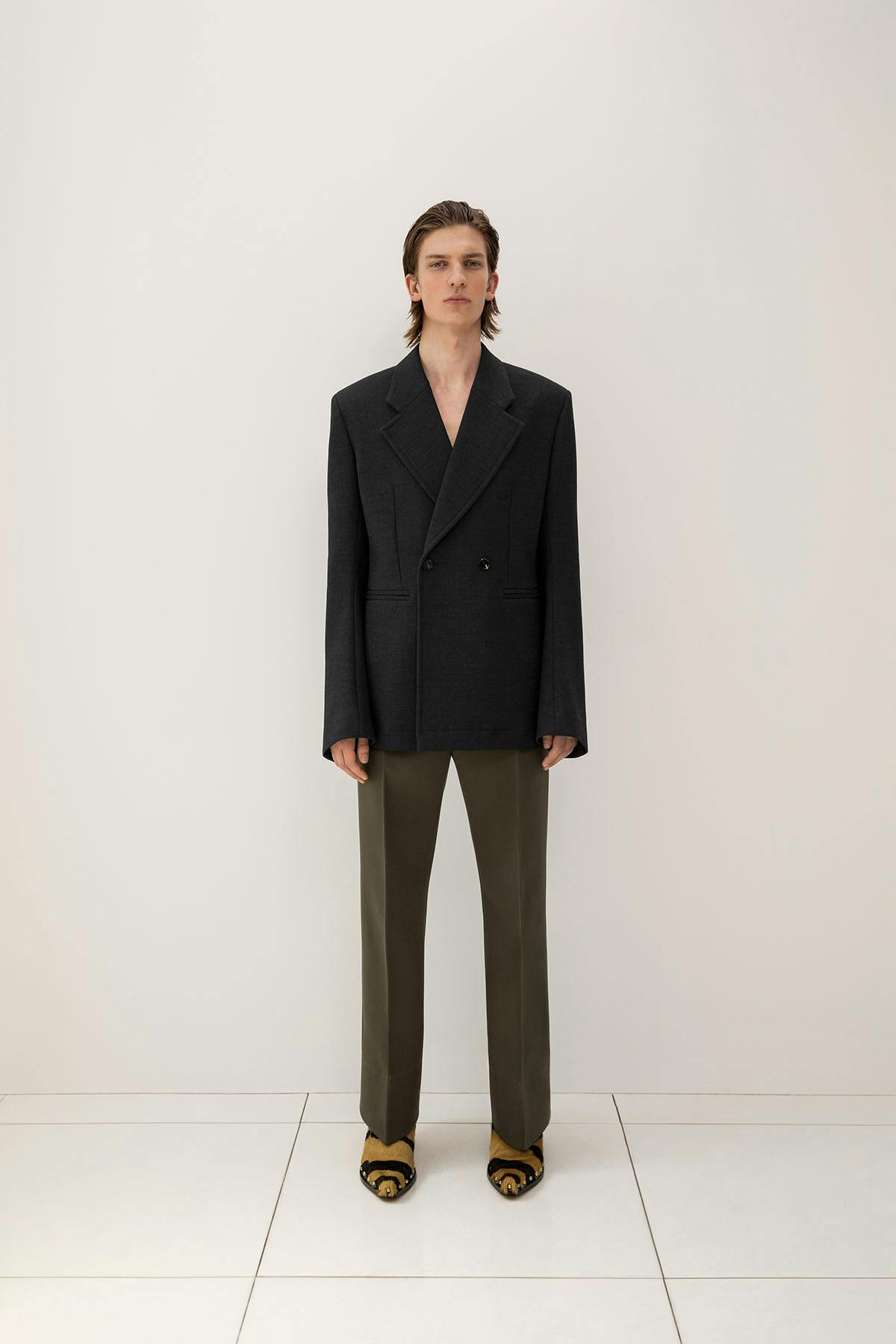 bottega-veneta-resort-2023-8