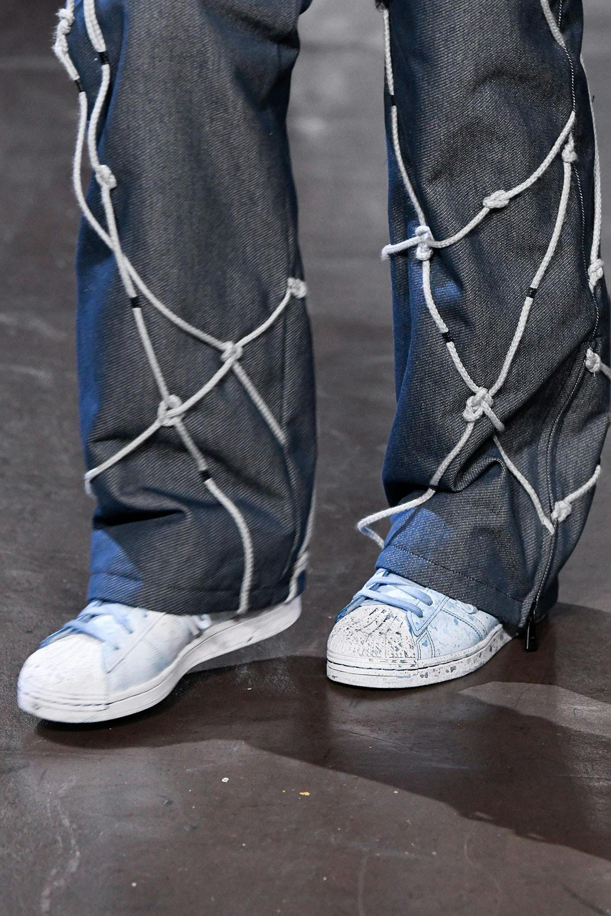 Who-decides-war-fw23-show-12
