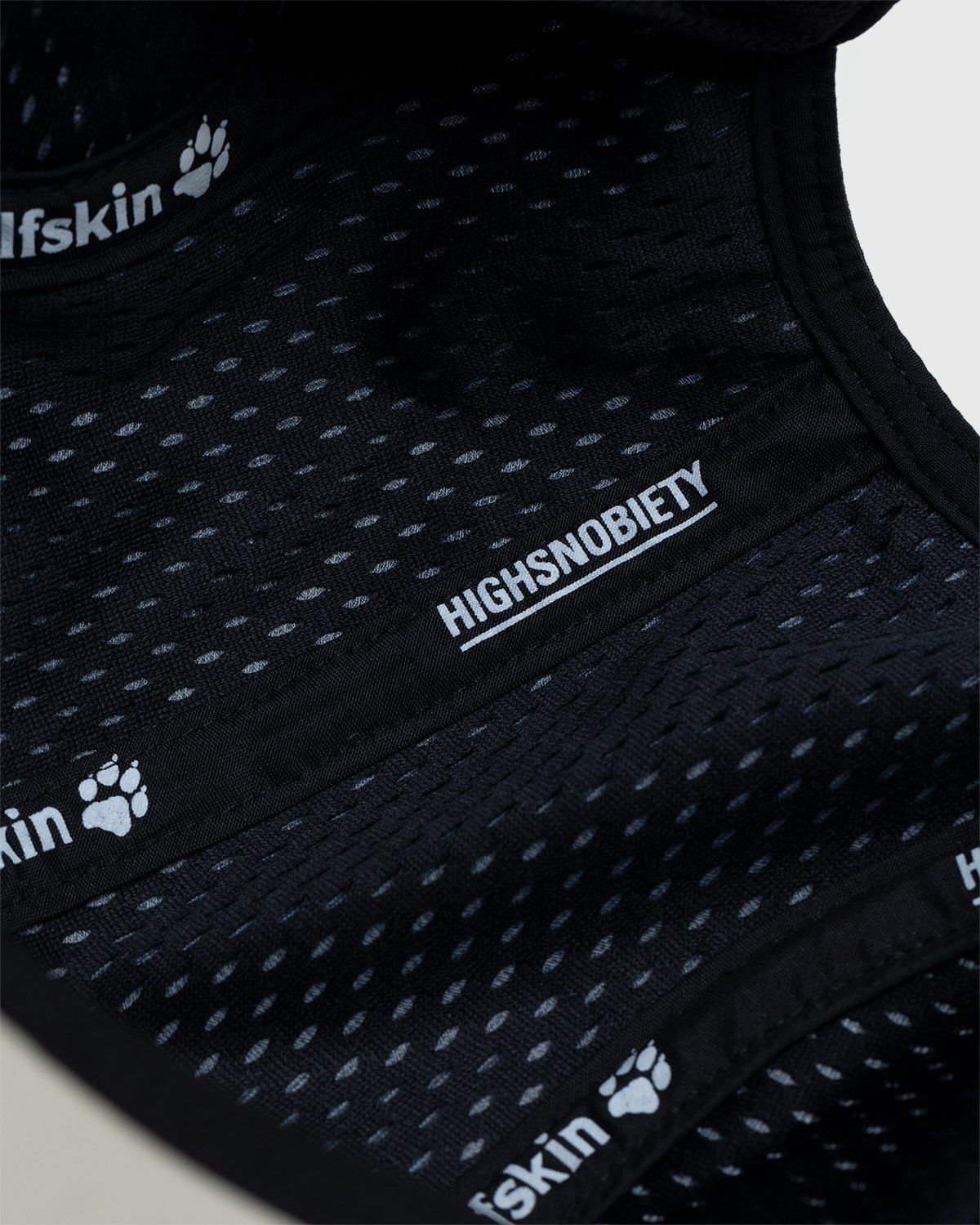 Jack Wolfskin x Highsnobiety – HS Sports 5-Panel Cap Black - Hats - Black - Image 6
