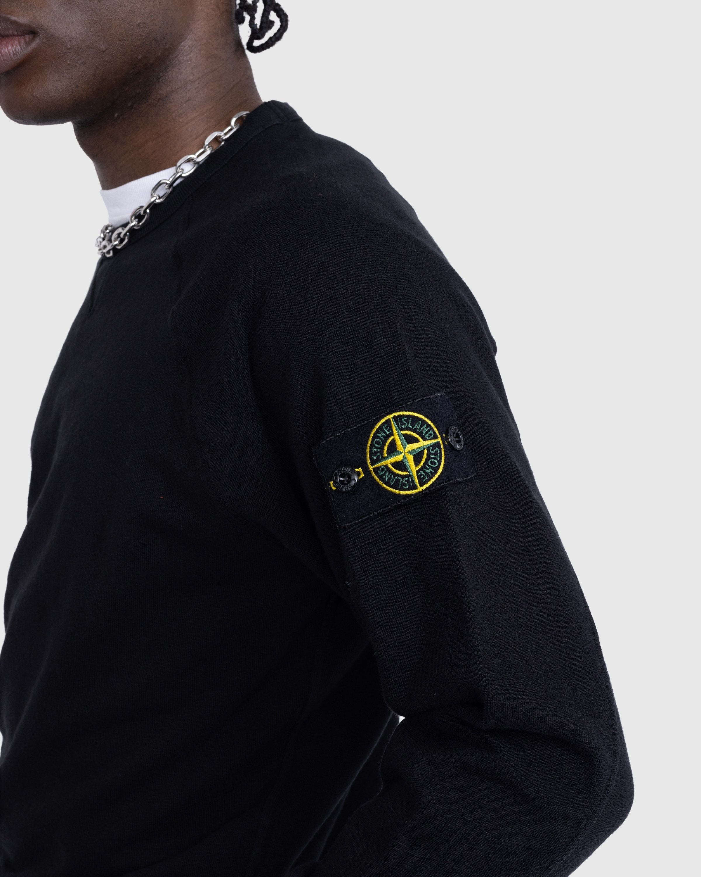 Stone island badge sleeve sweatshirt black clearance