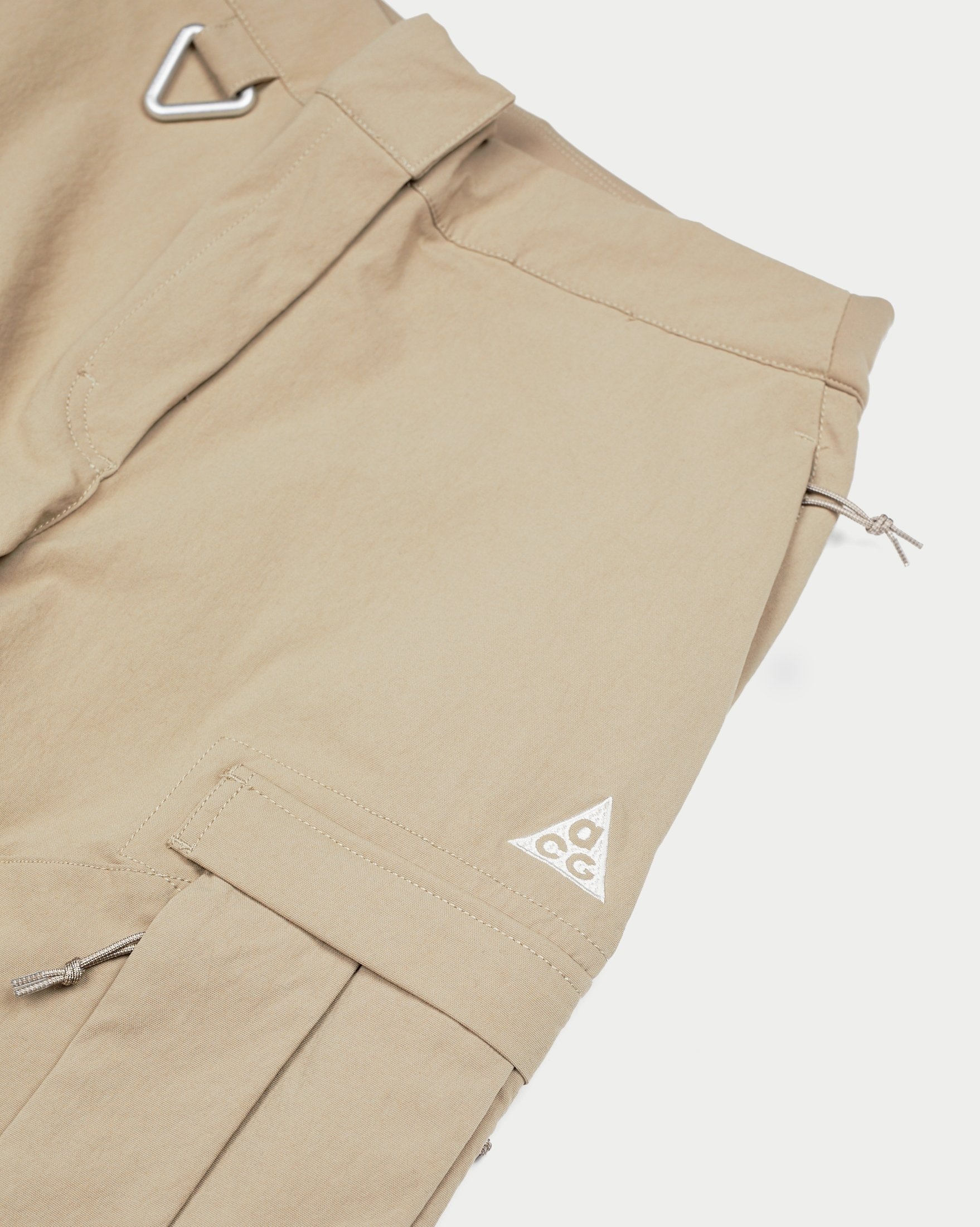 Nike ACG – Smith Summit Women's Cargo Pant Khaki - Pants - Beige - Image 3