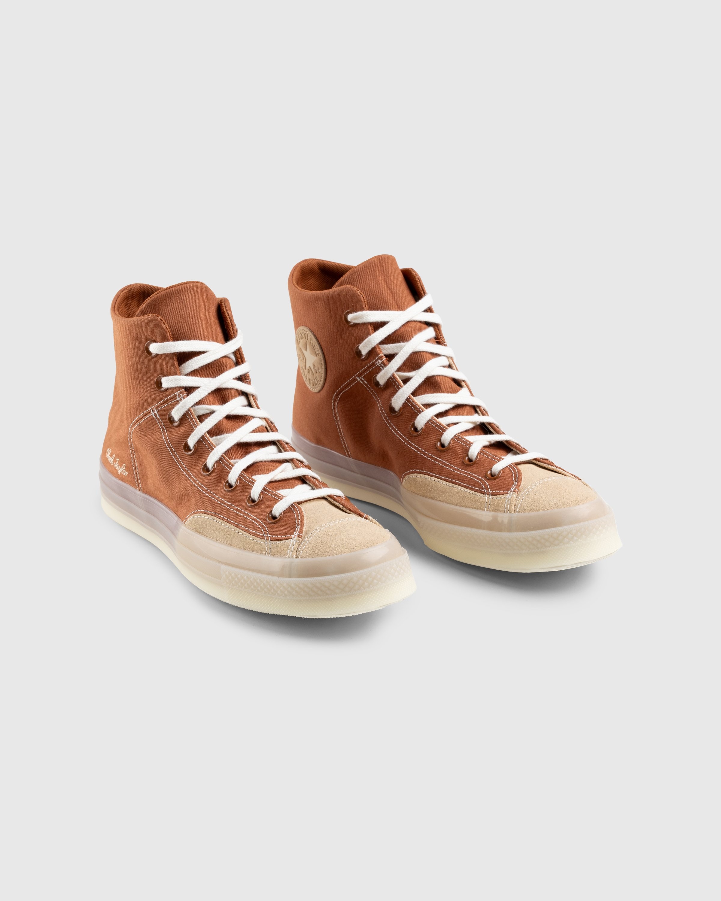 Converse outlet multi panel